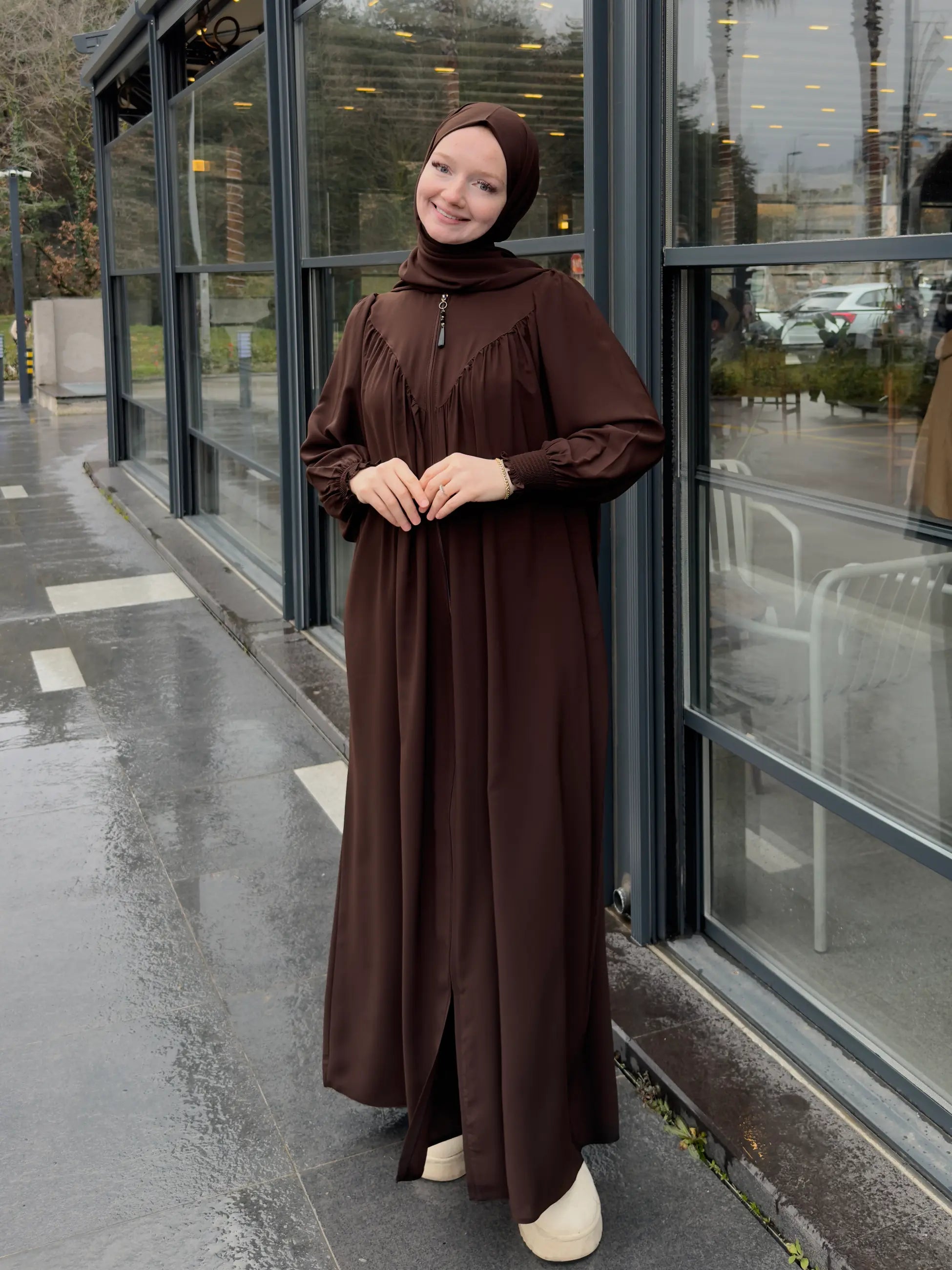 Sidra Abaya