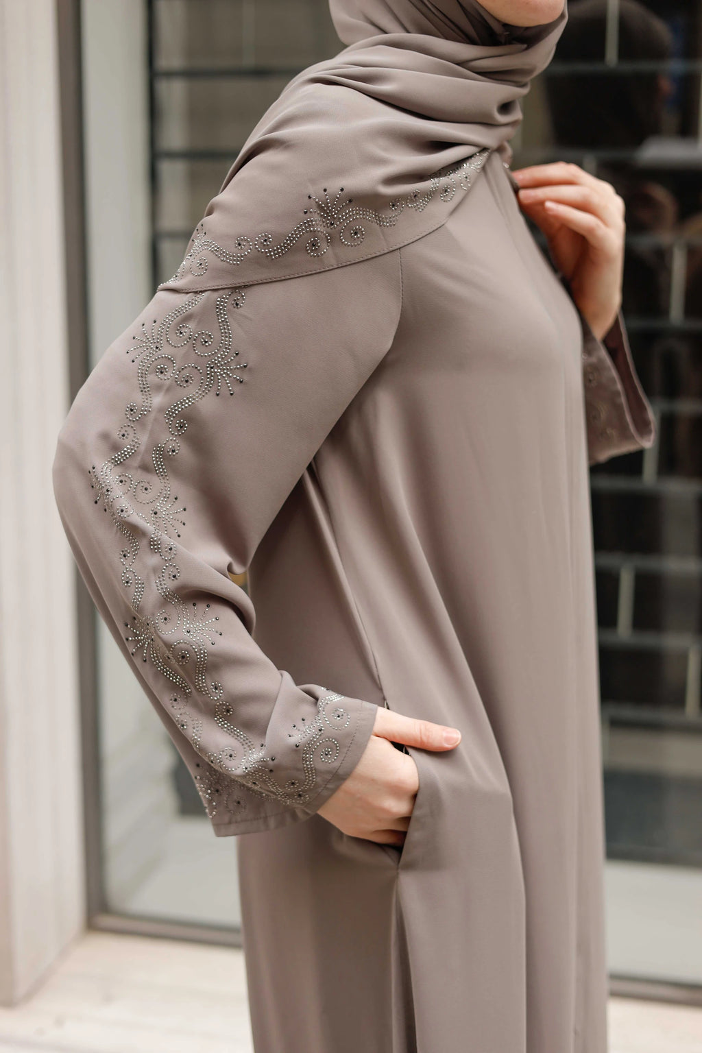 Rim Abaya + Shawl