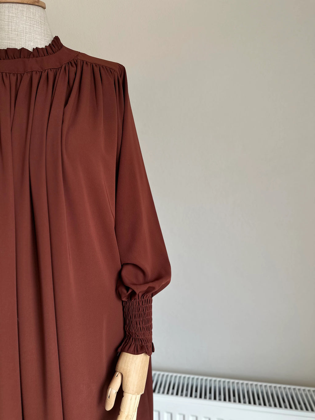 Yumna Abaya