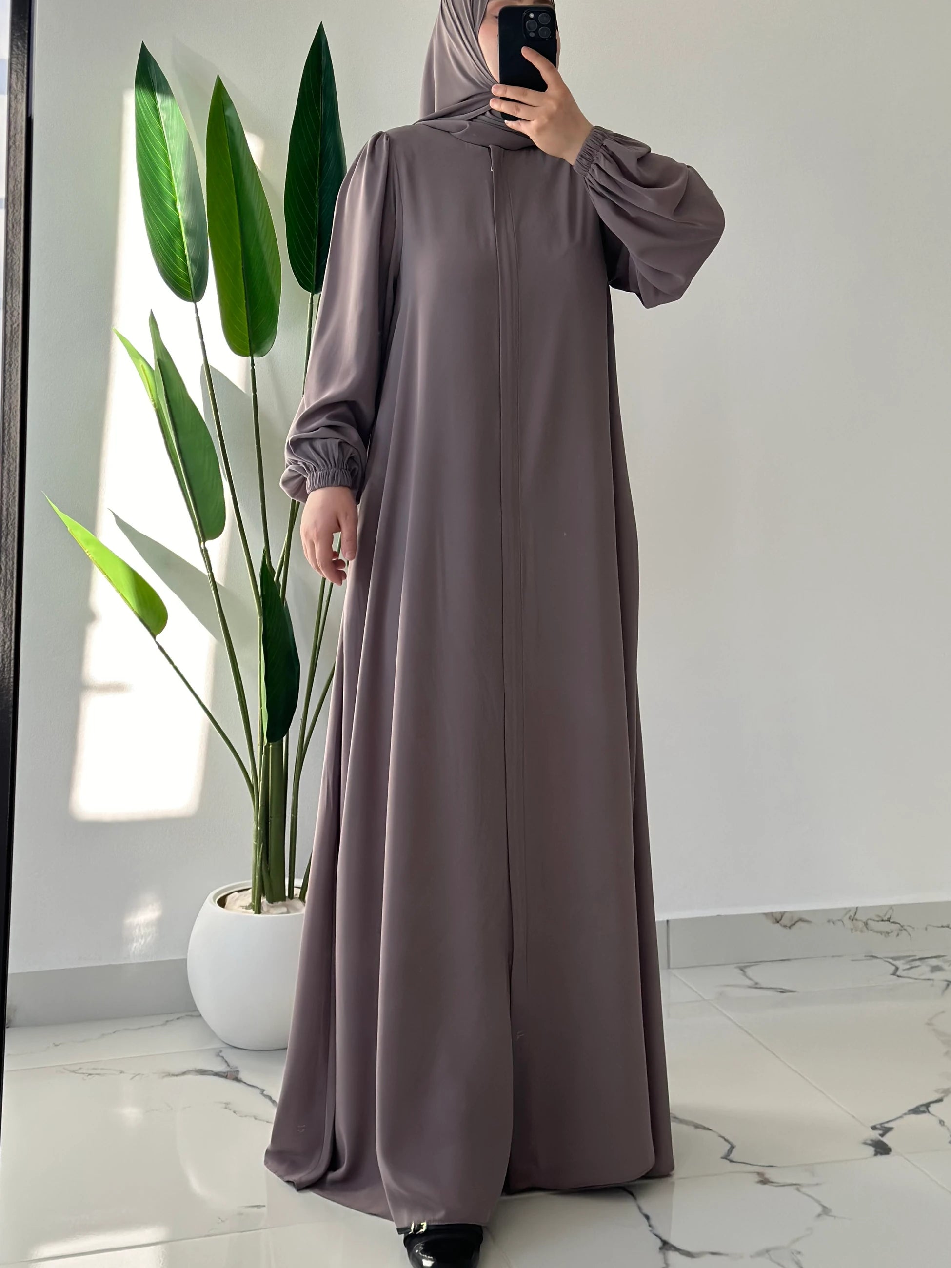 Mevlana Abaya + Umrah Shawl