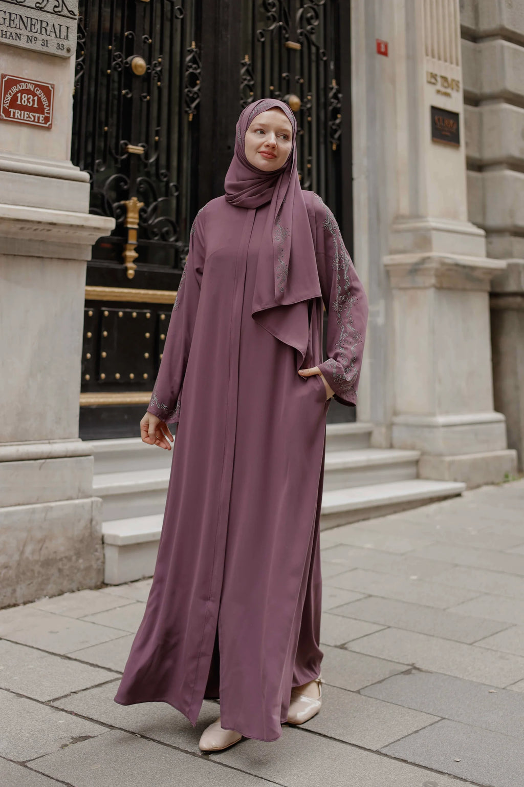 Rim Abaya + Shawl