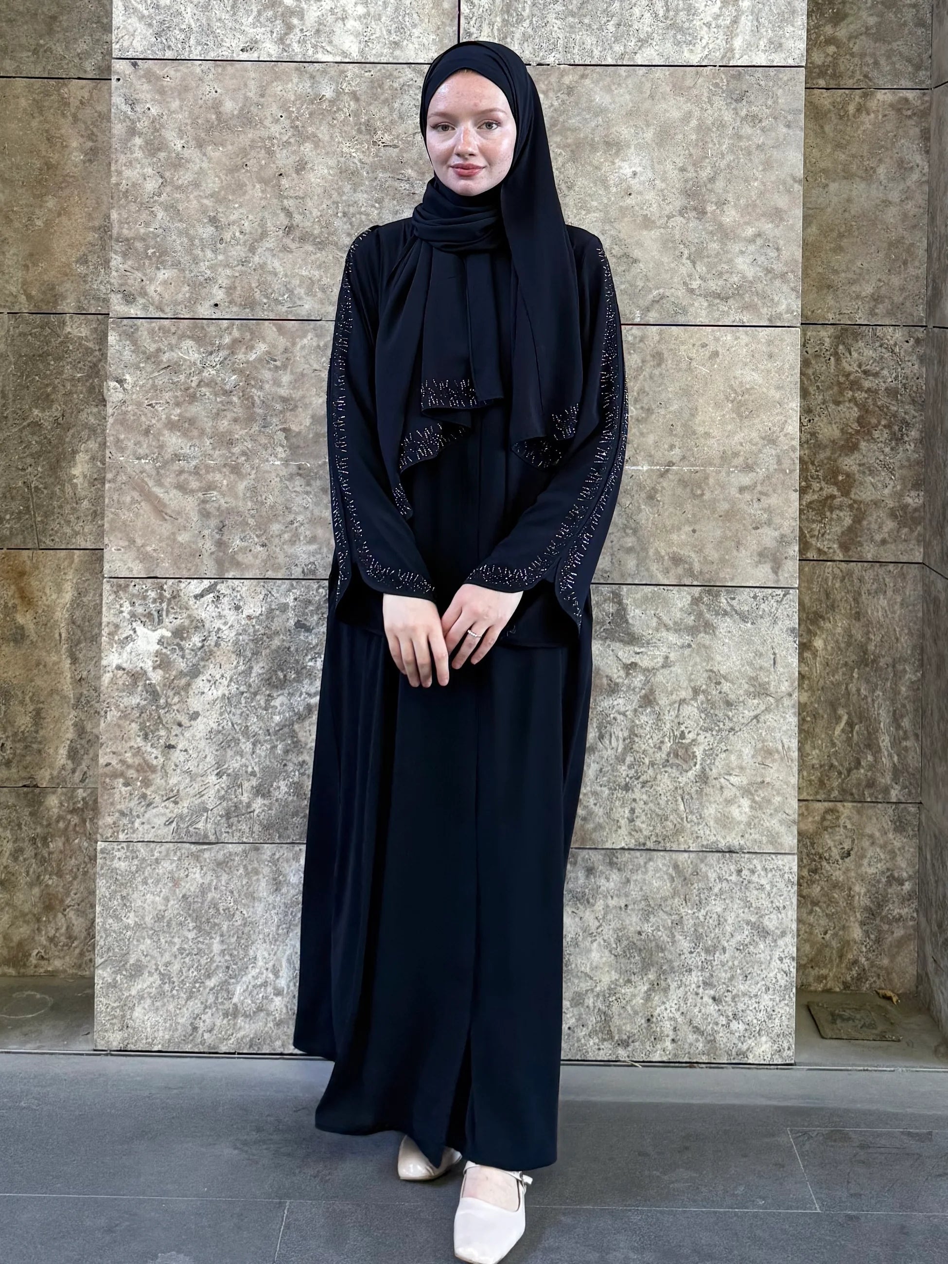 Lin Abaya + Shawl