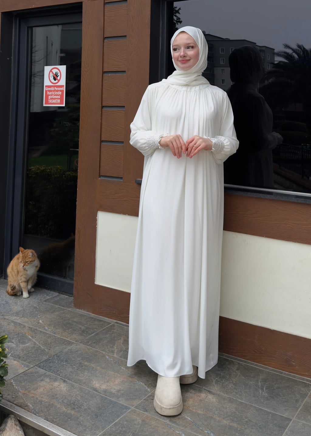 Yumna Abaya