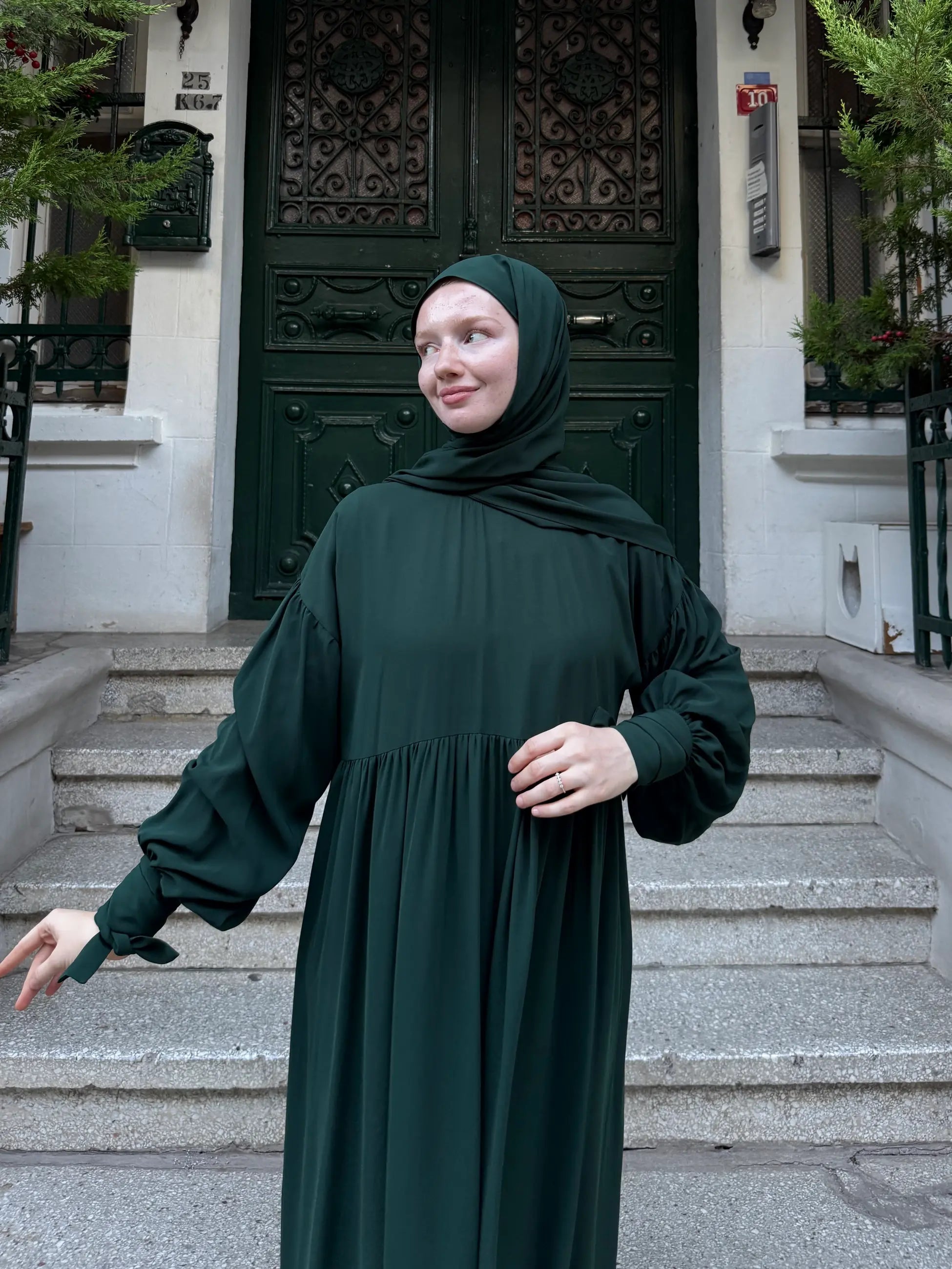 Leyl Abaya