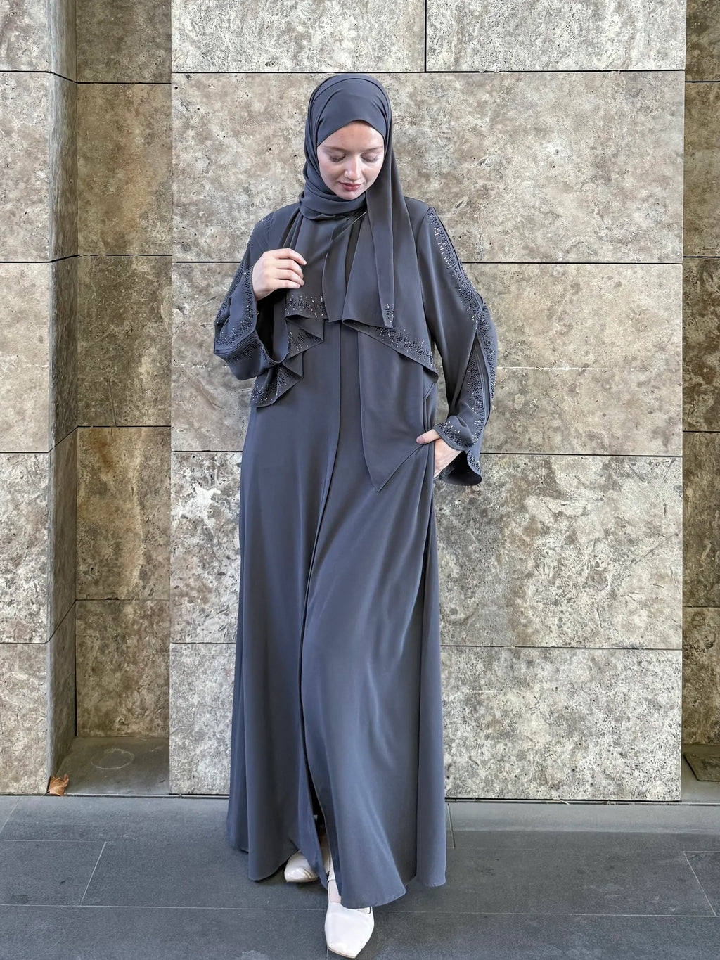 Lin Abaya + Shawl