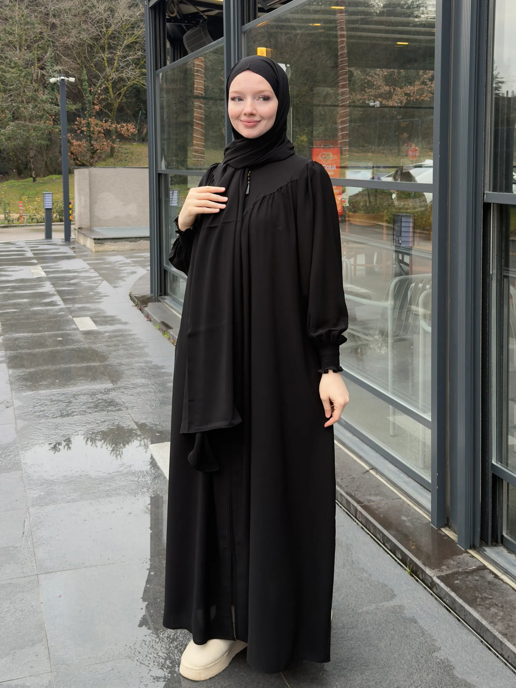 Sidra Abaya