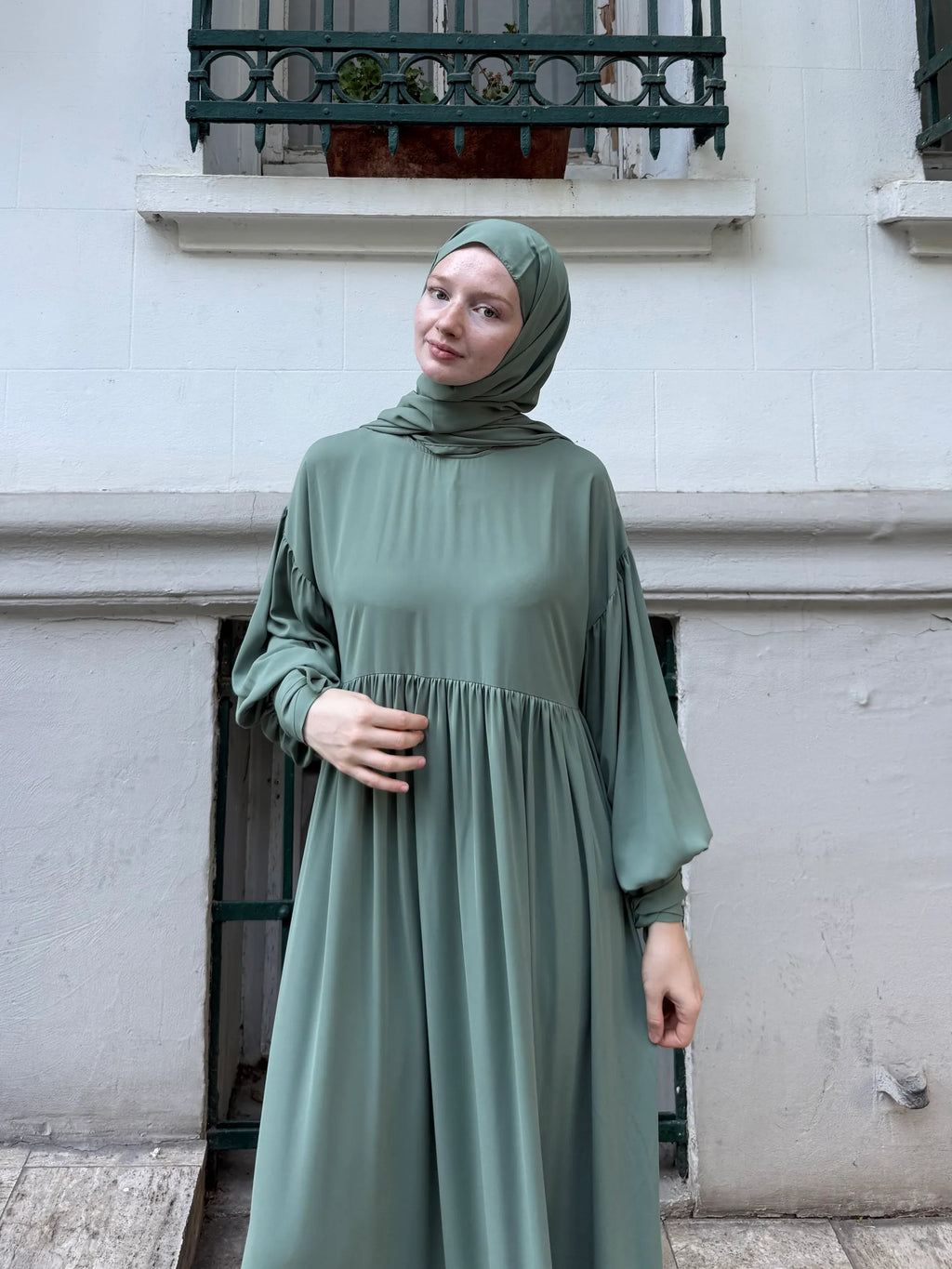 Leyl Abaya