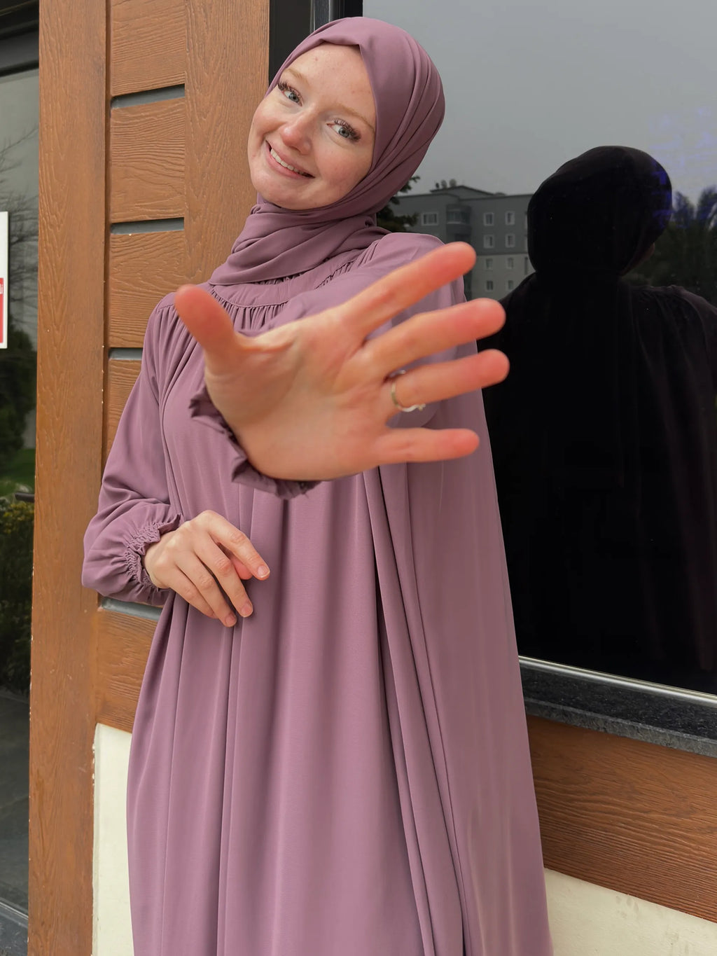Yumna Abaya
