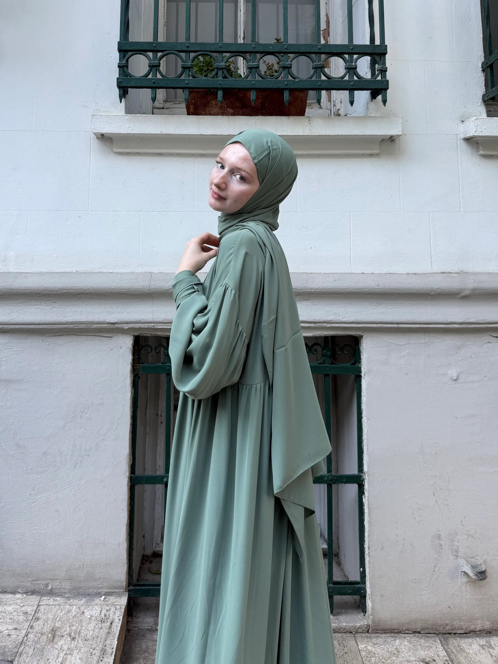 Leyl Abaya