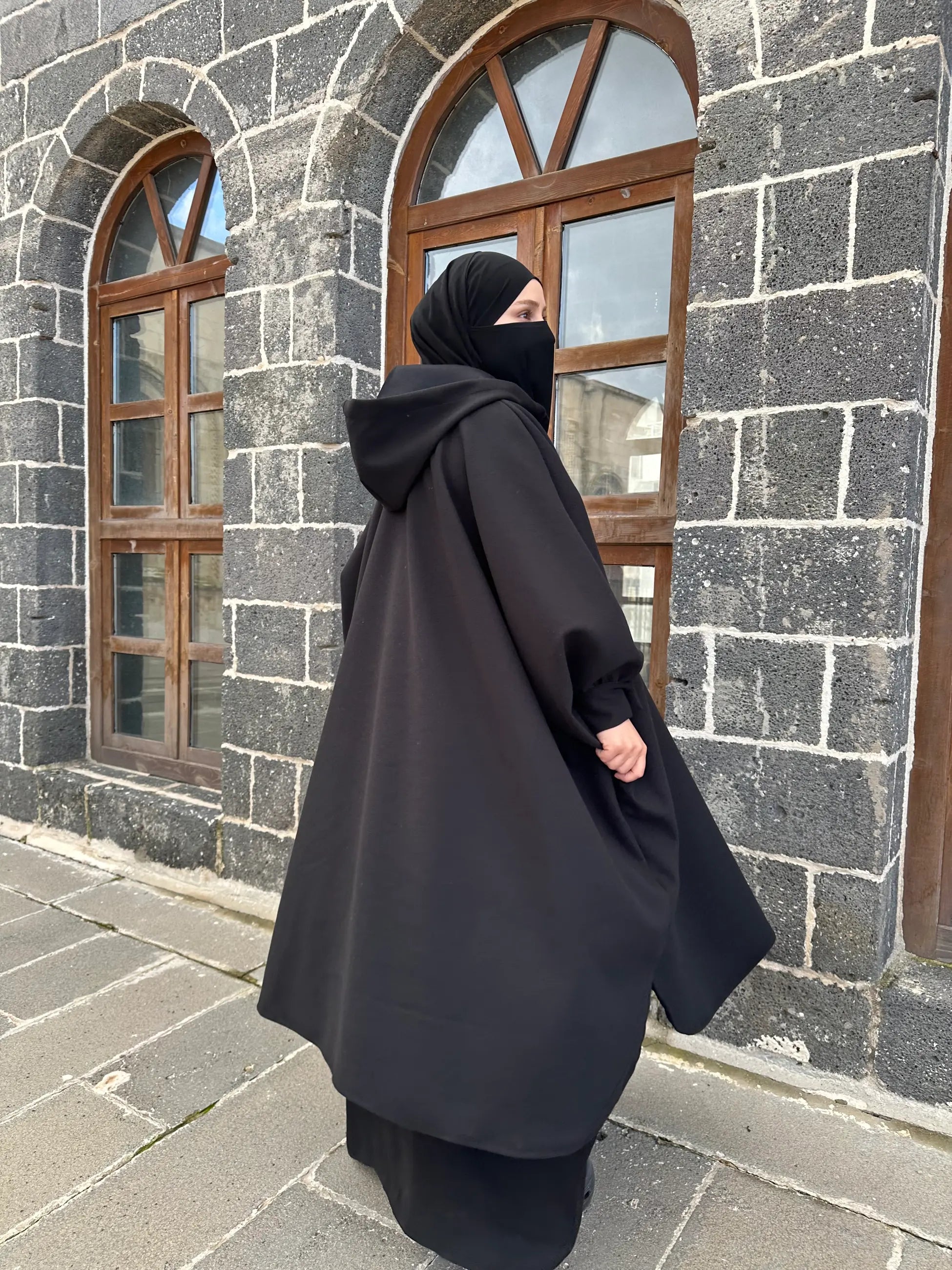 Poncho Coat – Black