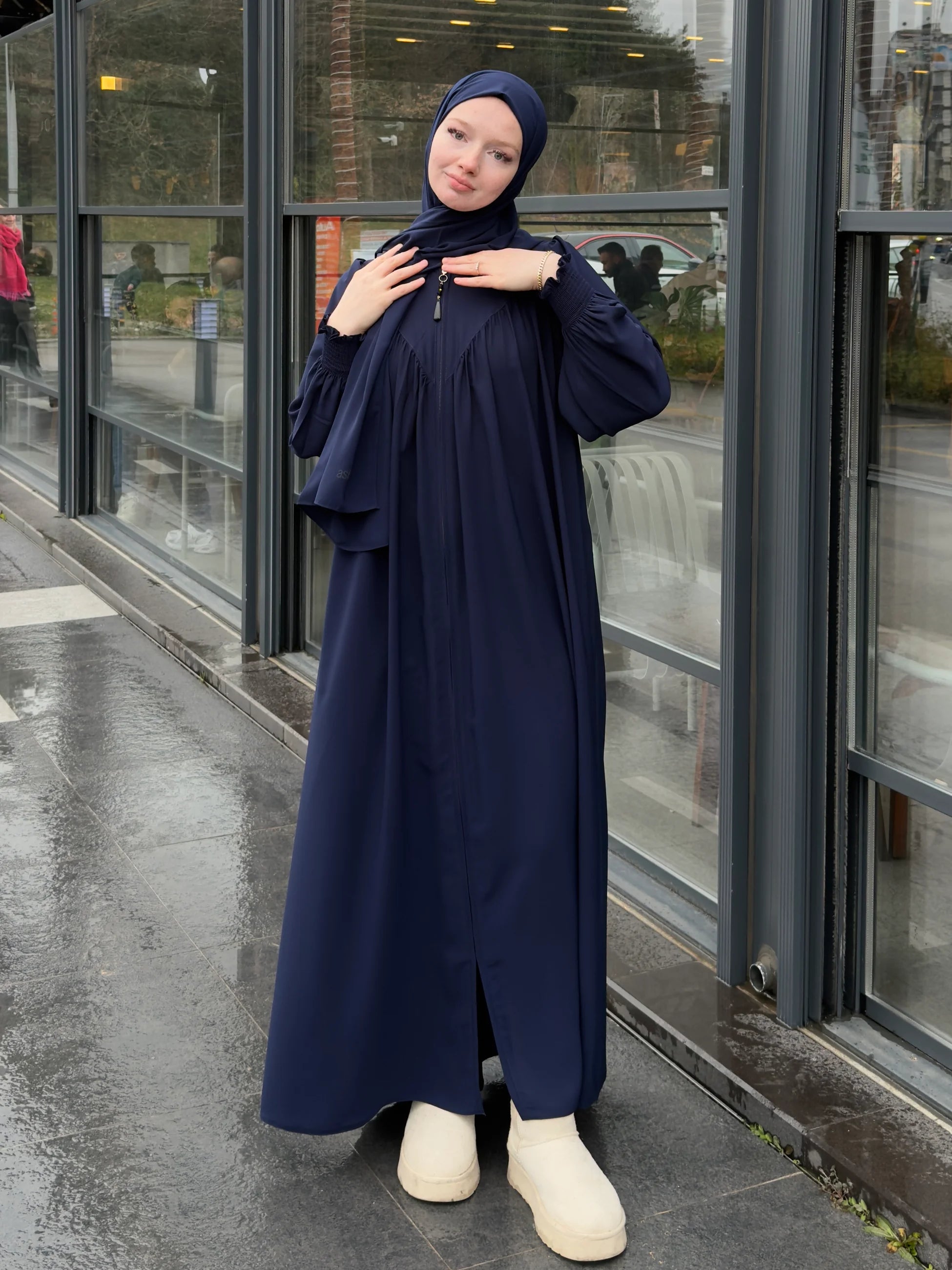 Sidra Abaya
