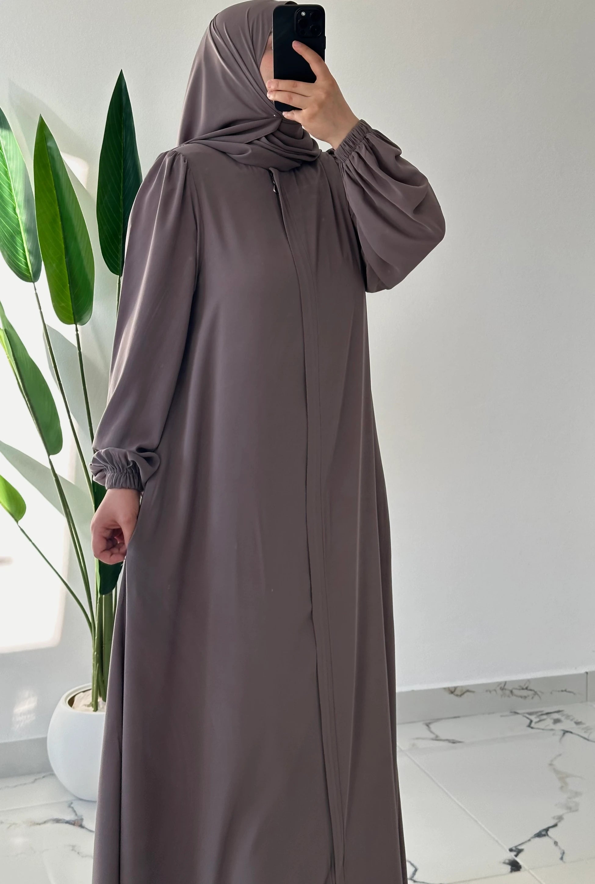Mevlana Abaya + Umrah Shawl