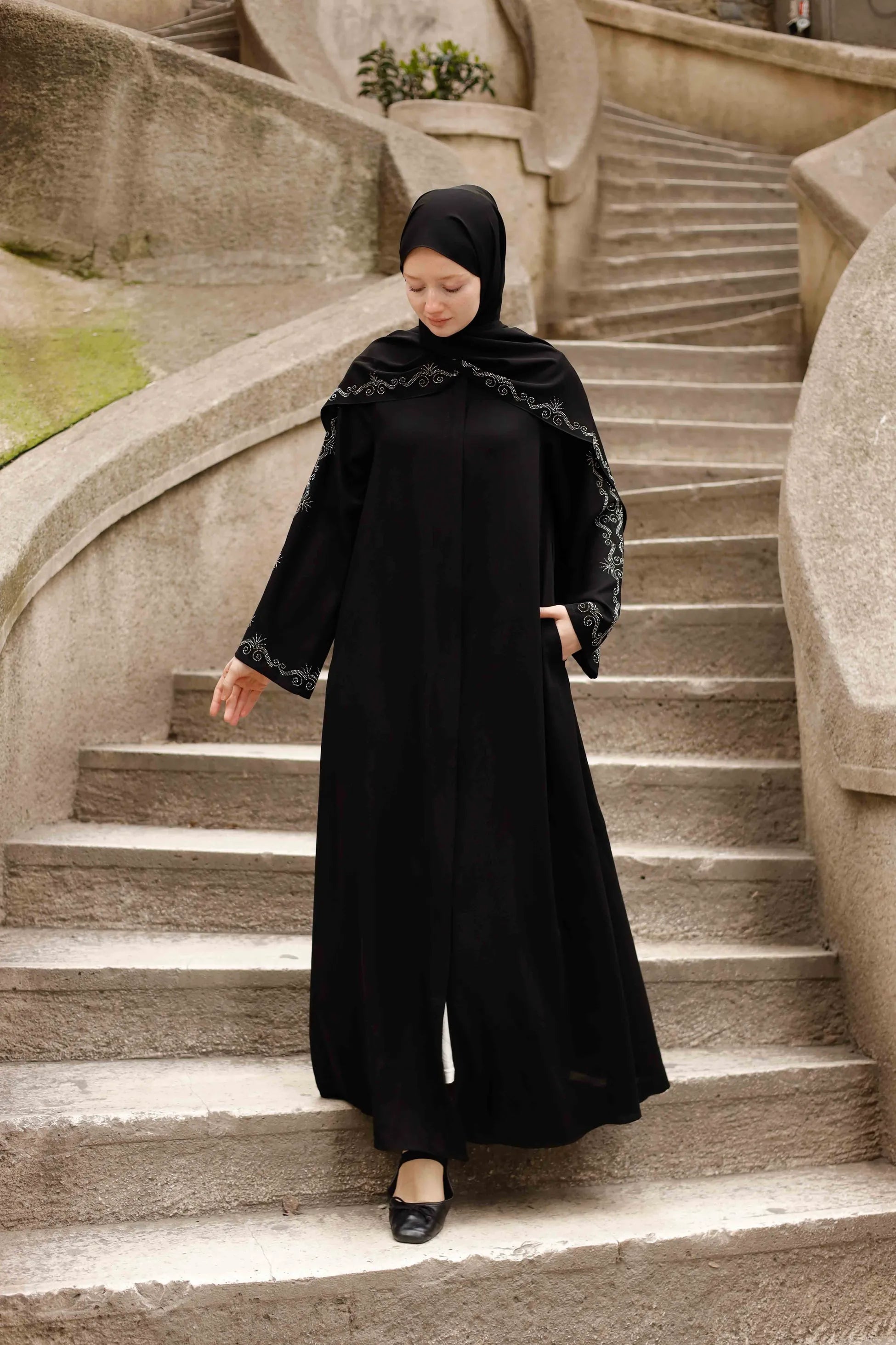 Rim Abaya + Shawl
