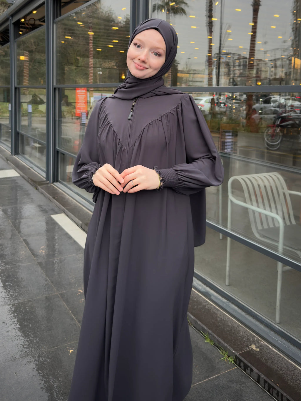 Sidra Abaya