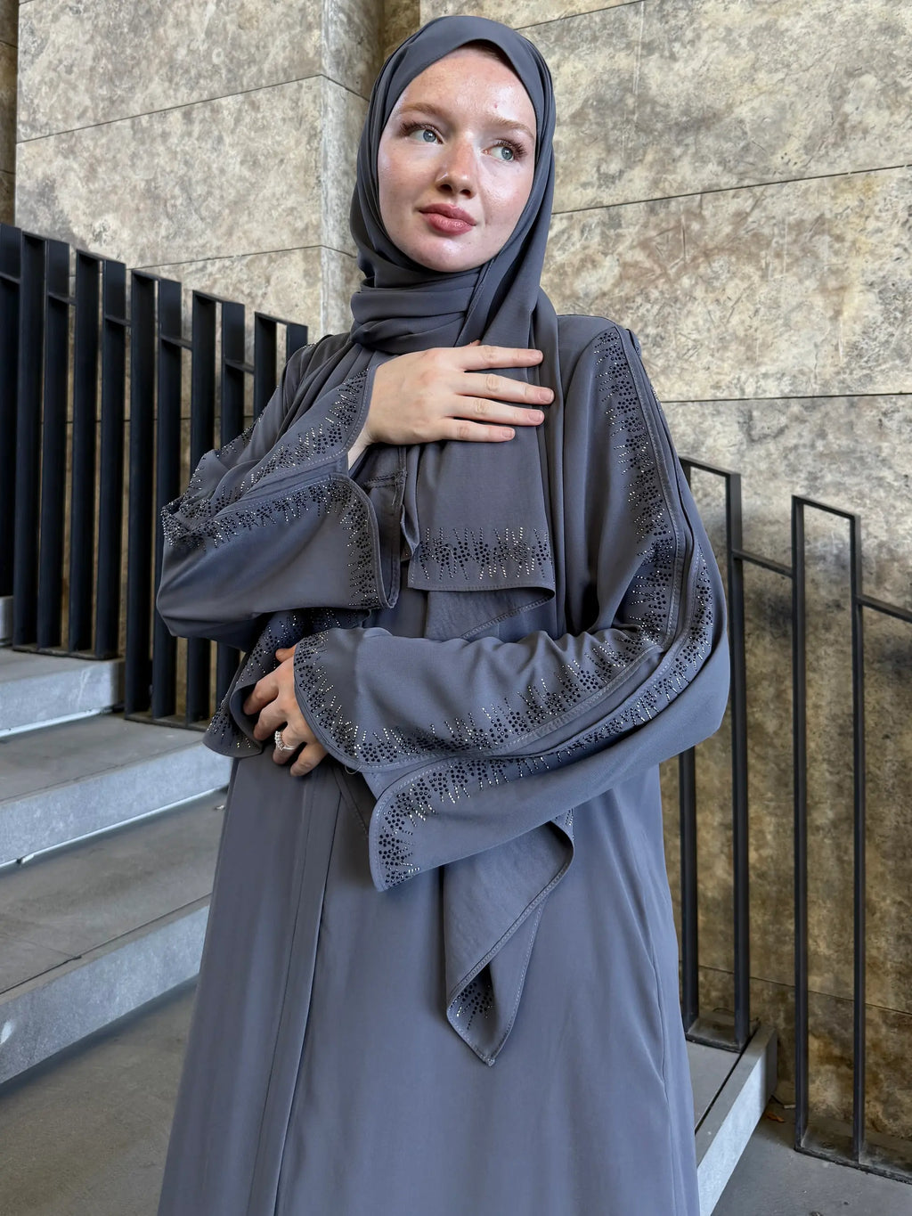 Lin Abaya + Shawl