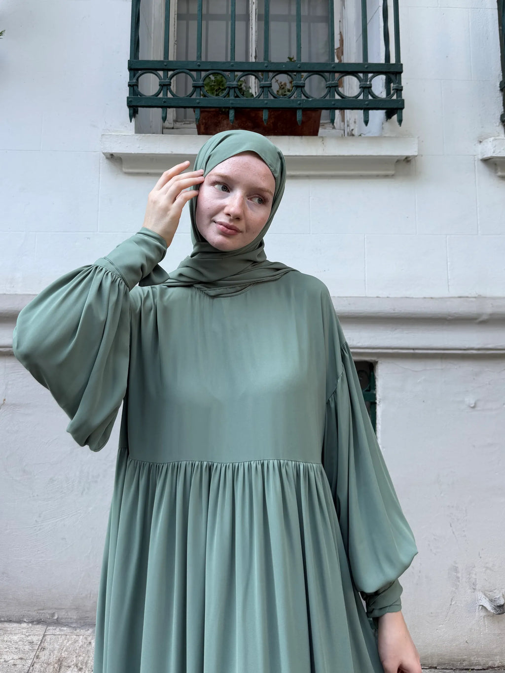 Leyl Abaya