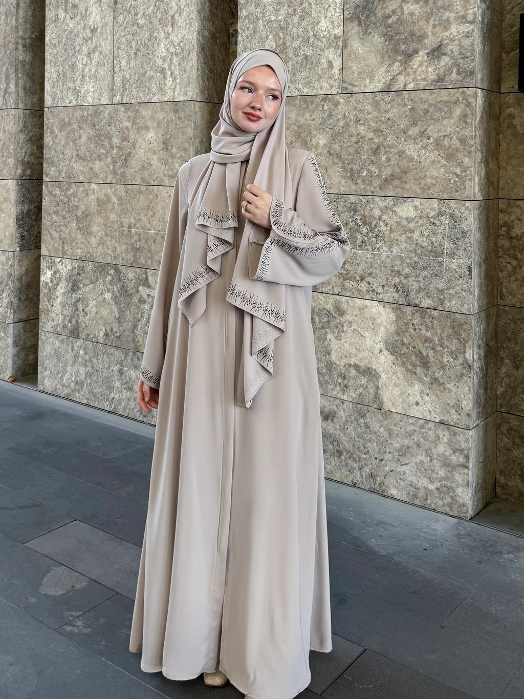 Lin Abaya + Shawl