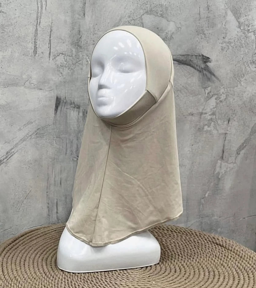 Neck-Covering Bonnet
