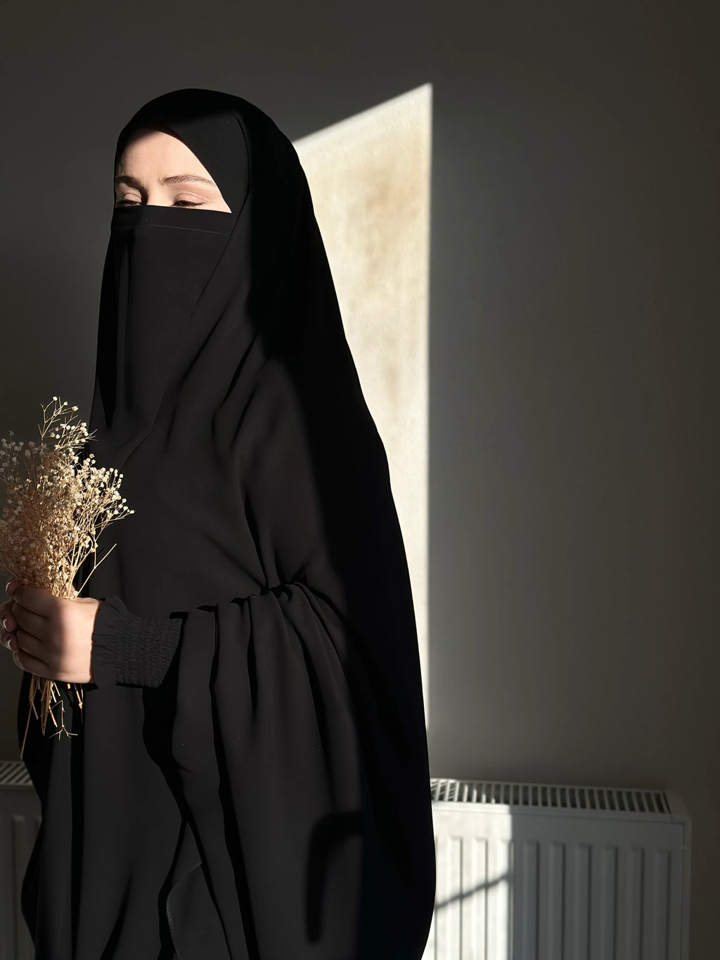 Chador – Pinned, Elastic Sleeve
