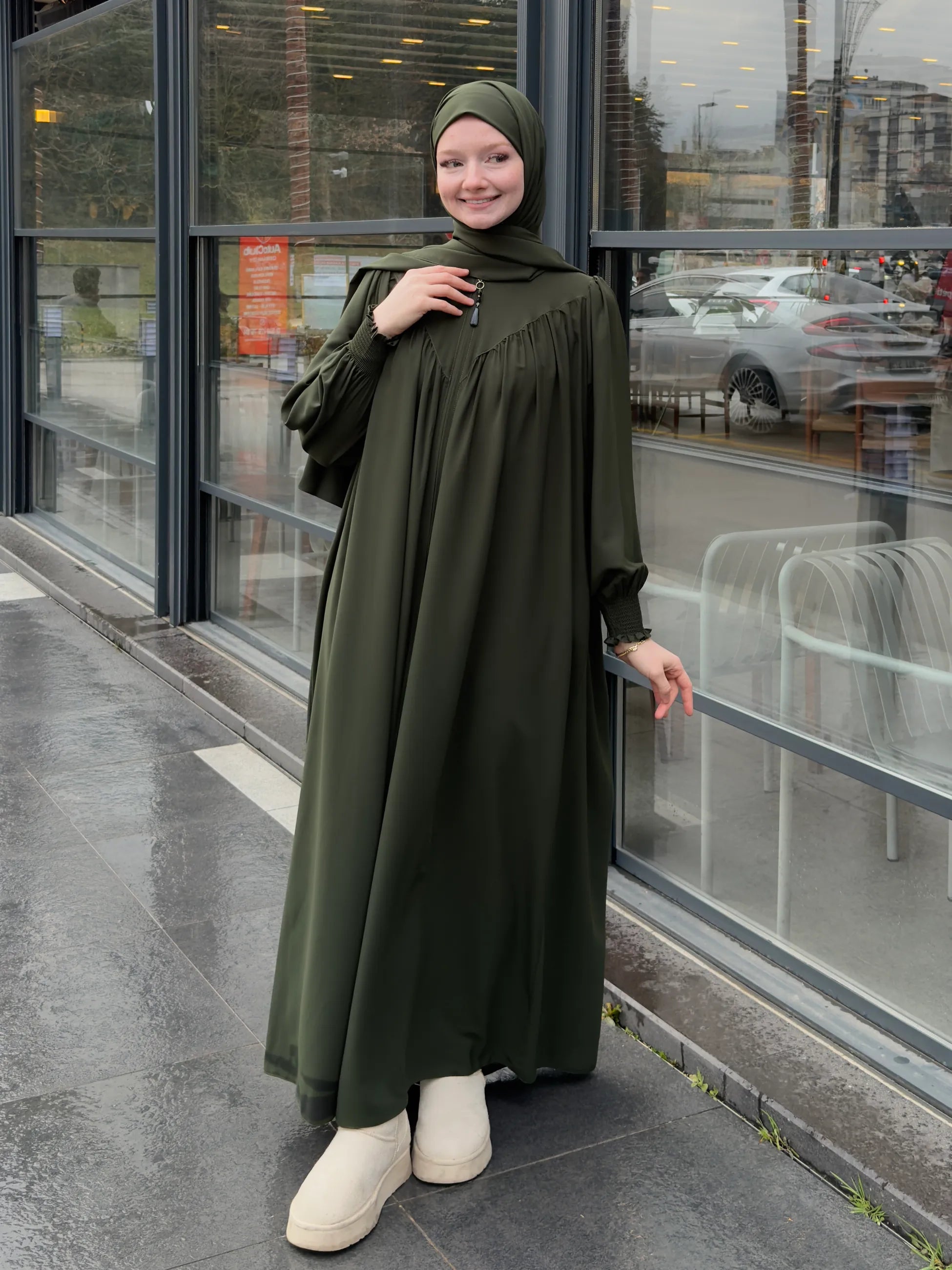 Sidra Abaya