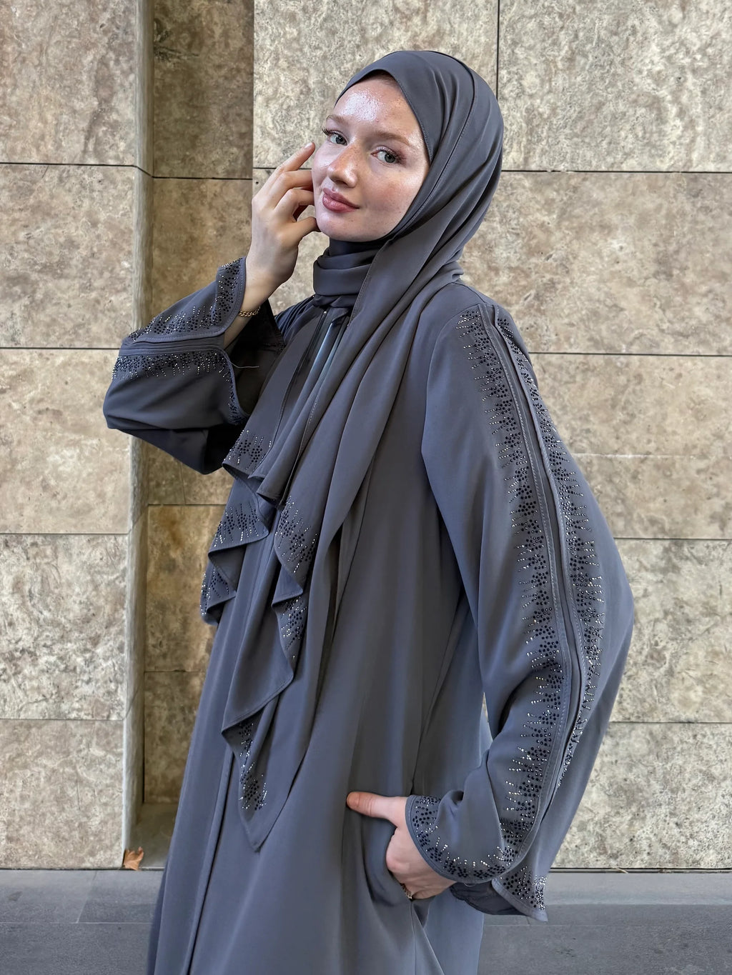 Lin Abaya + Shawl