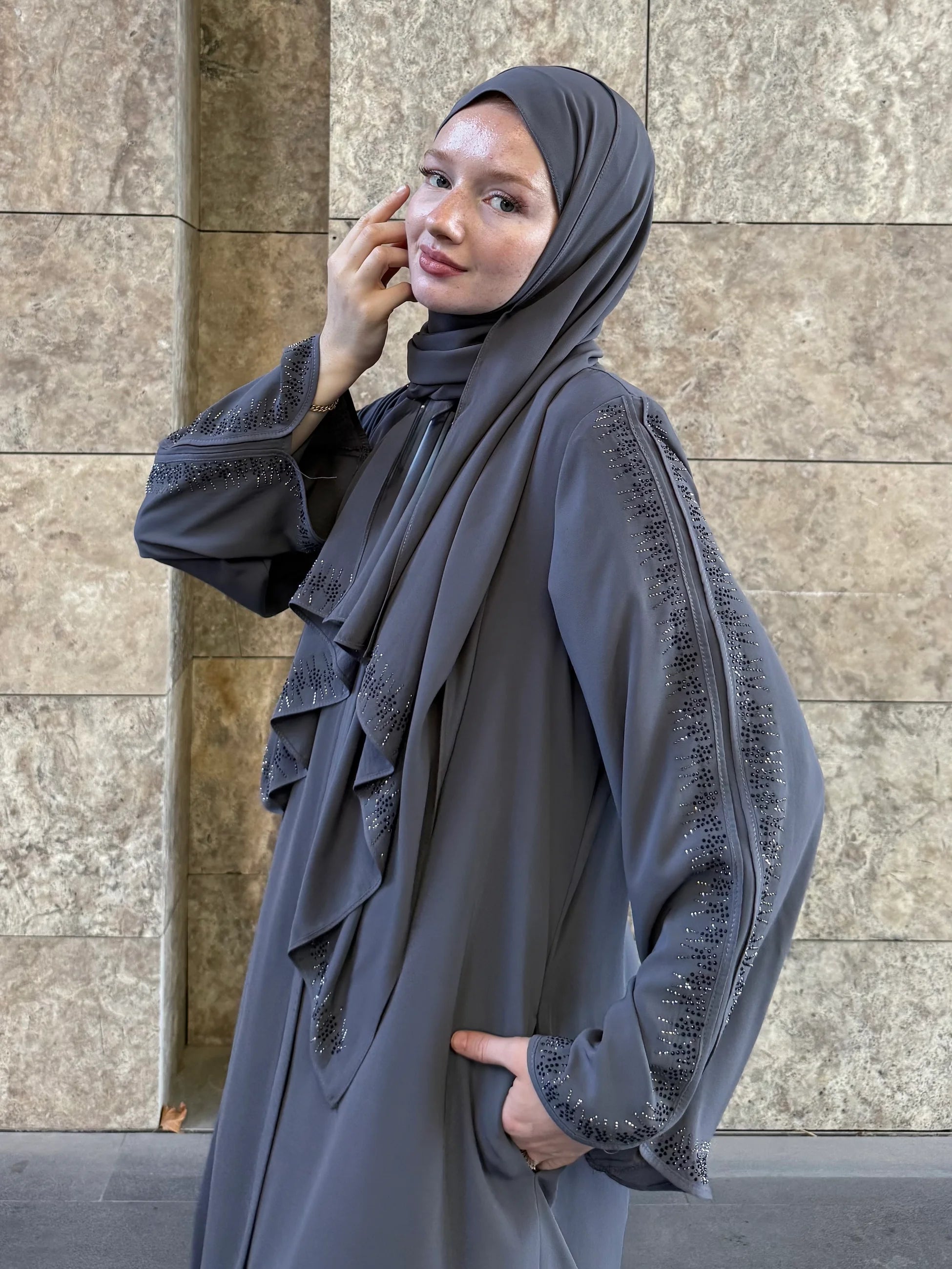 Lin Abaya + Shawl