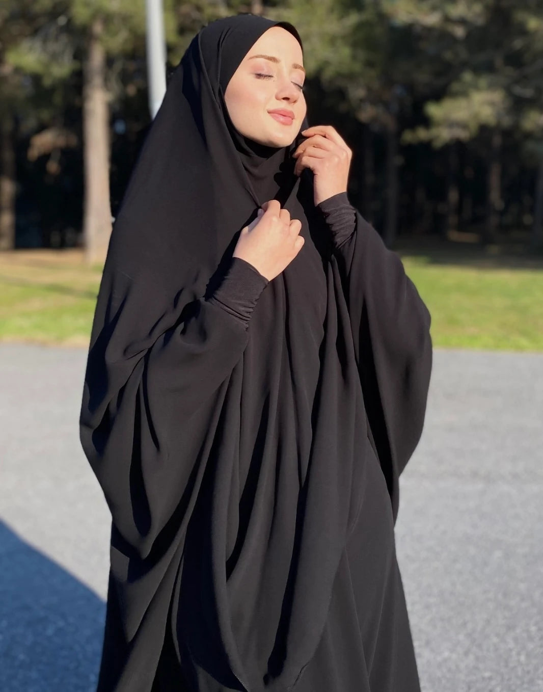 Chador – Pinned, Elastic Sleeve