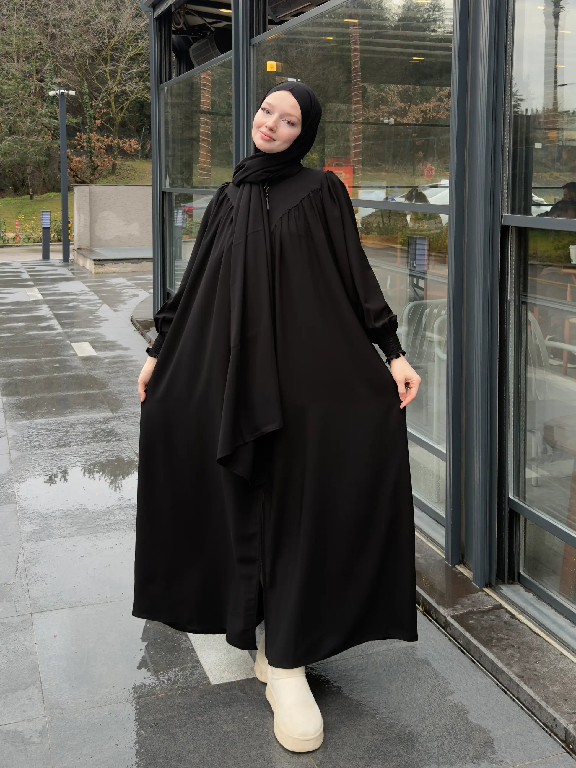 Sidra Abaya