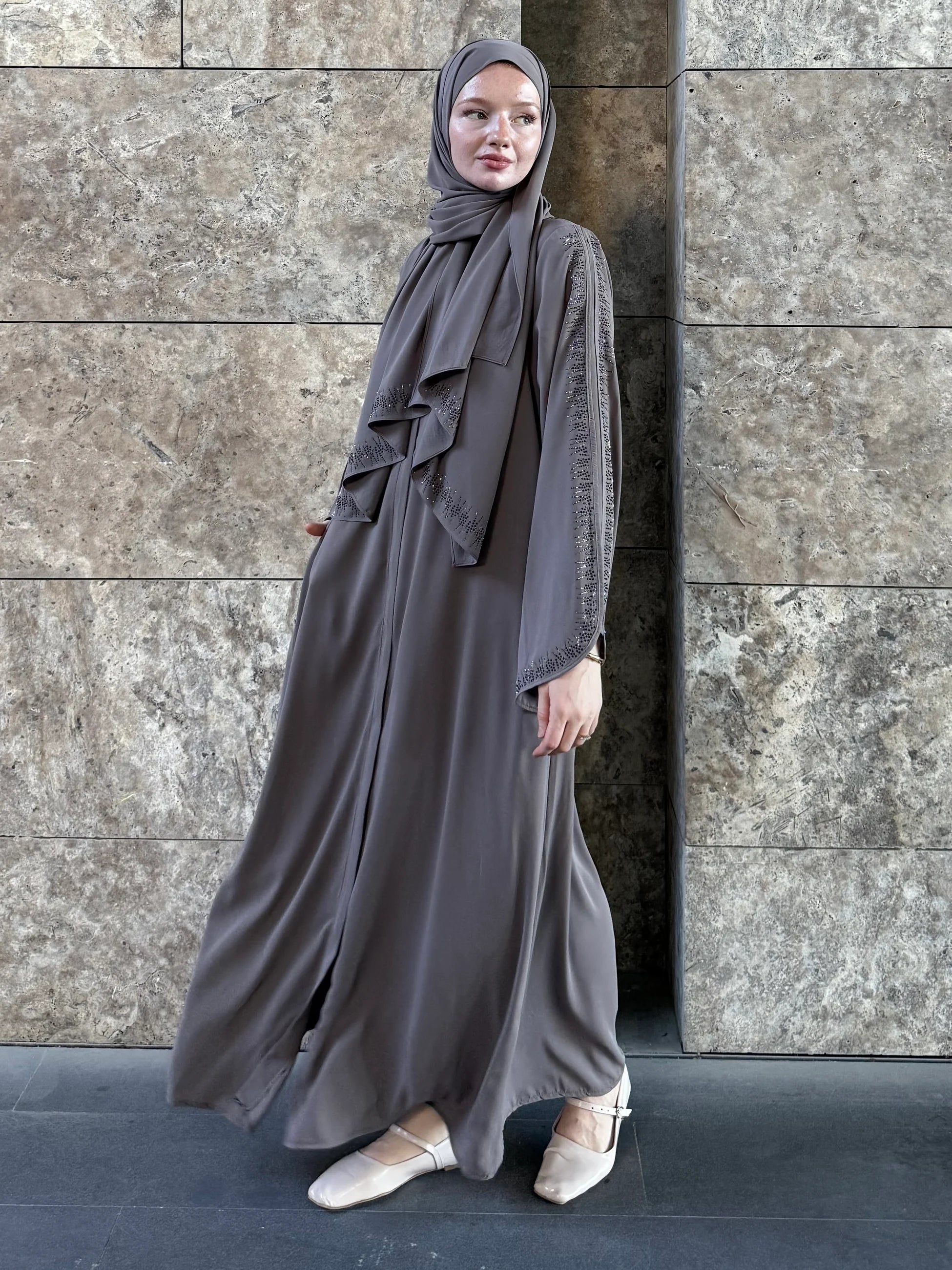 Lin Abaya + Shawl