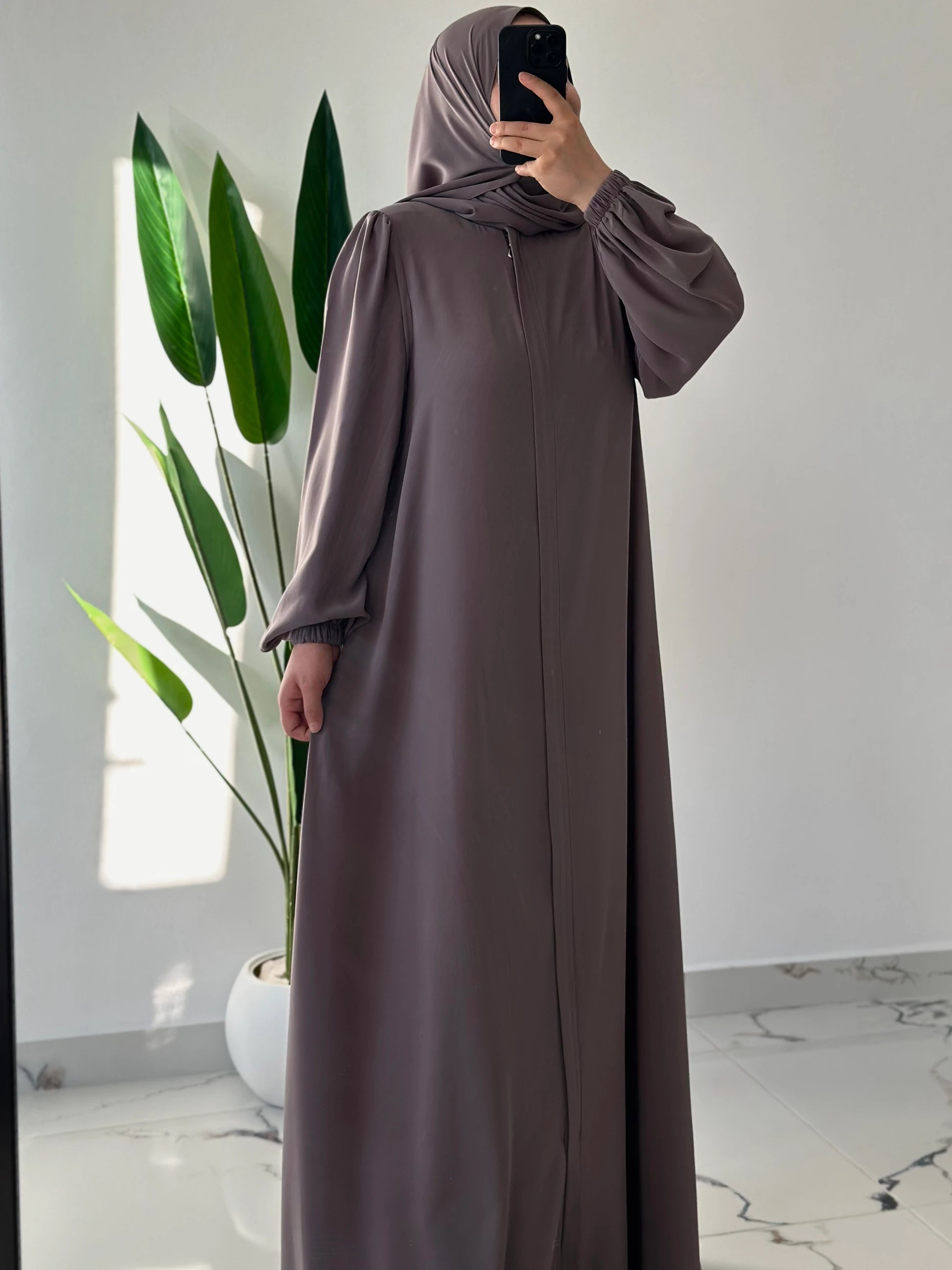 Mevlana Abaya + Umrah Shawl