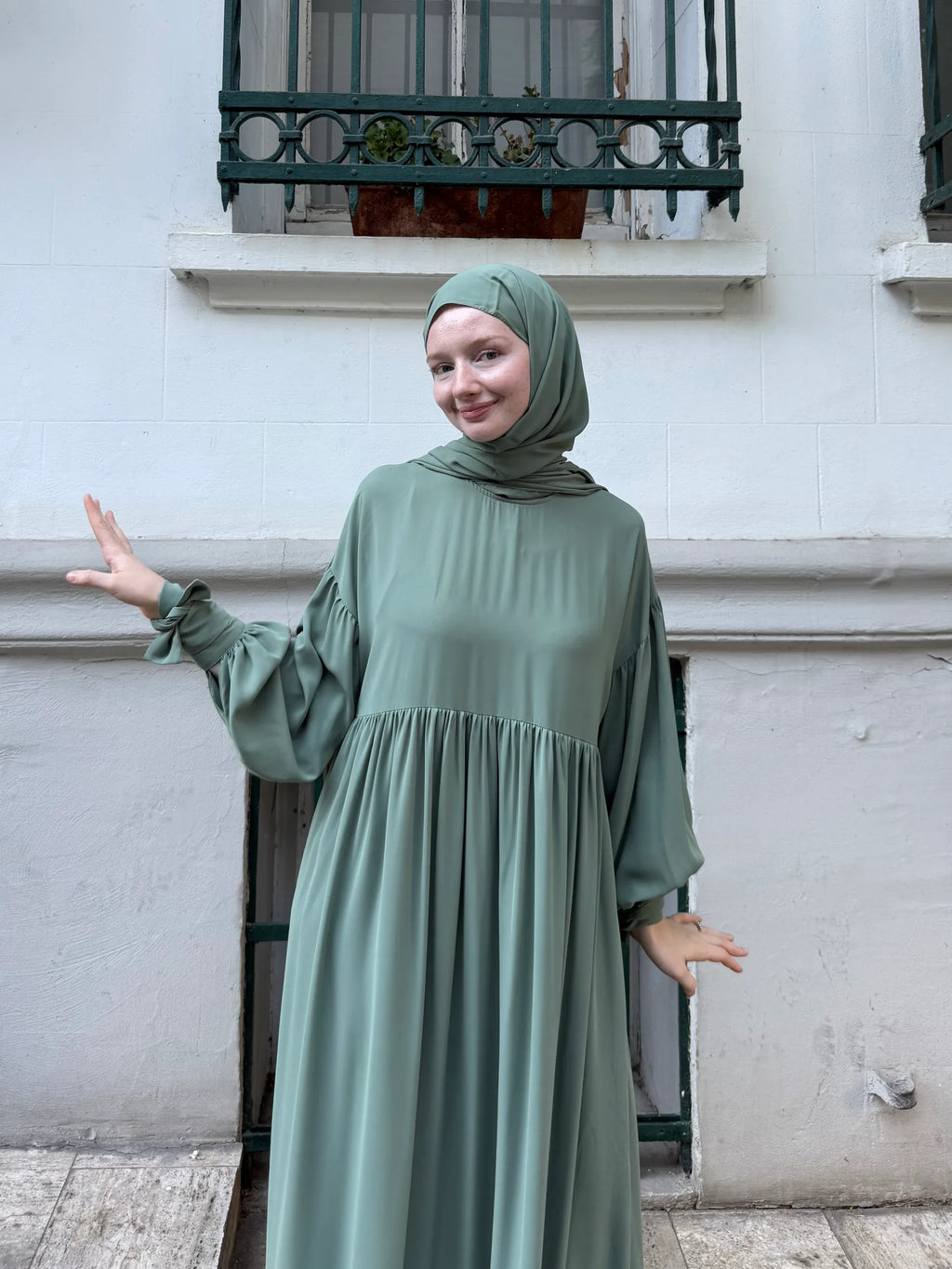 Leyl Abaya