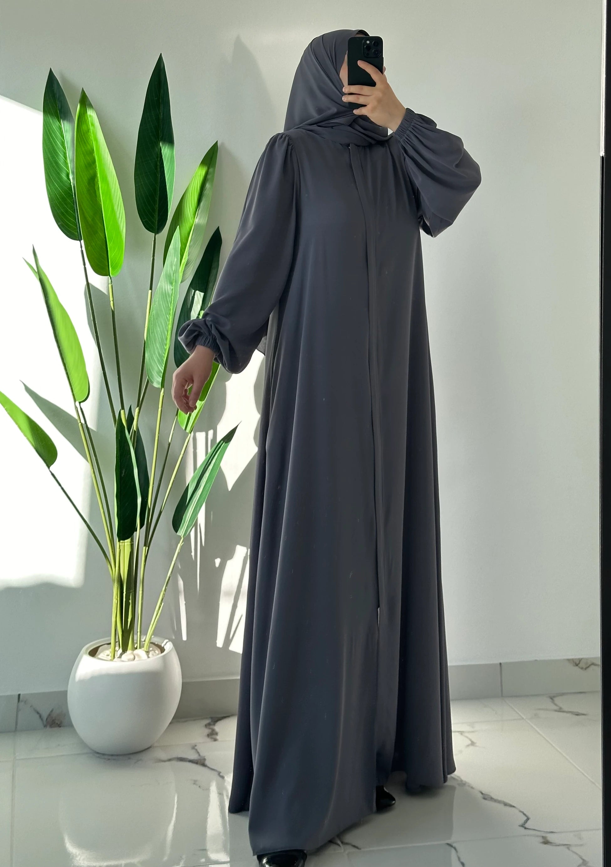 Mevlana Abaya + Umrah Shawl