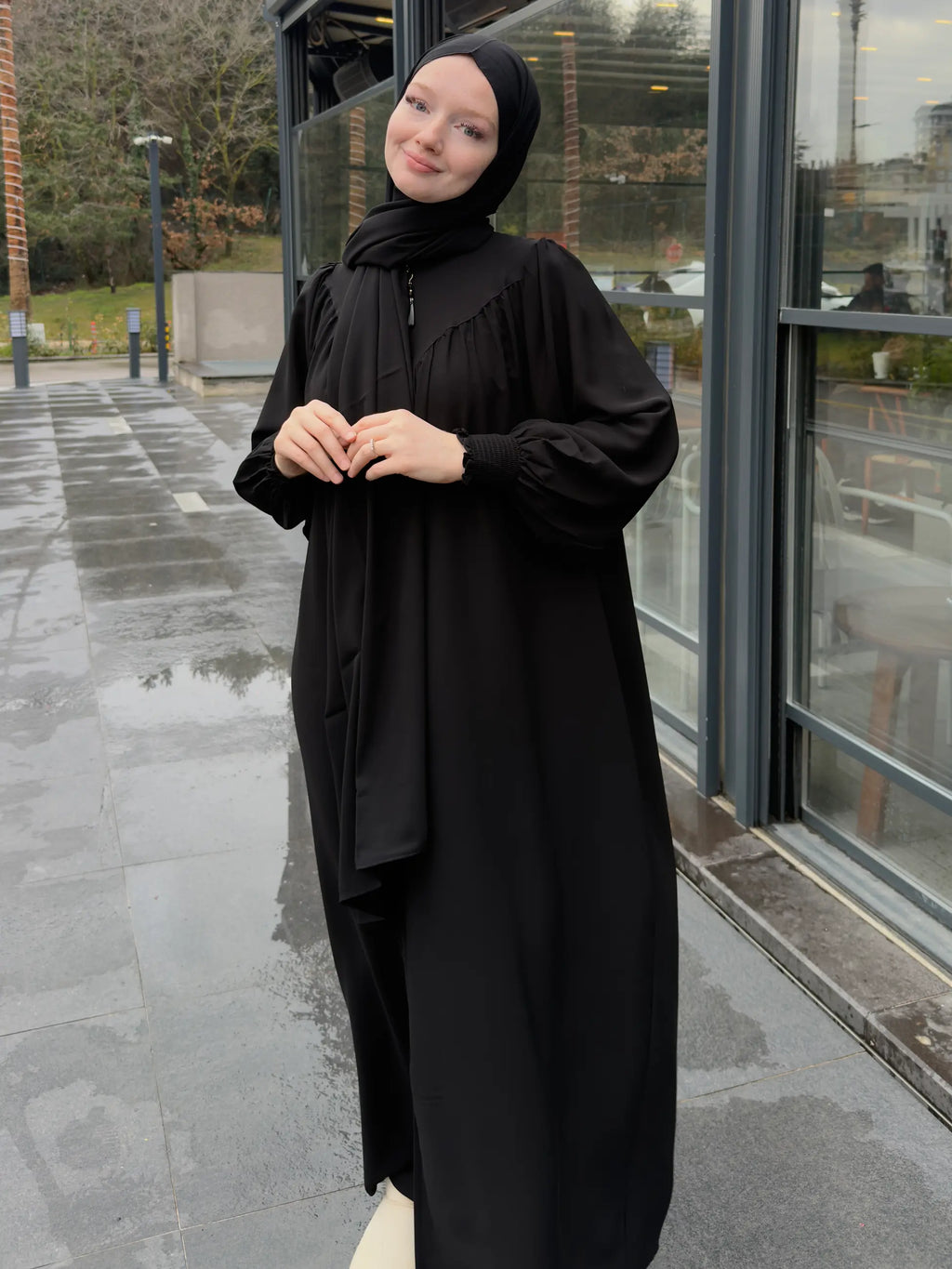 Sidra Abaya