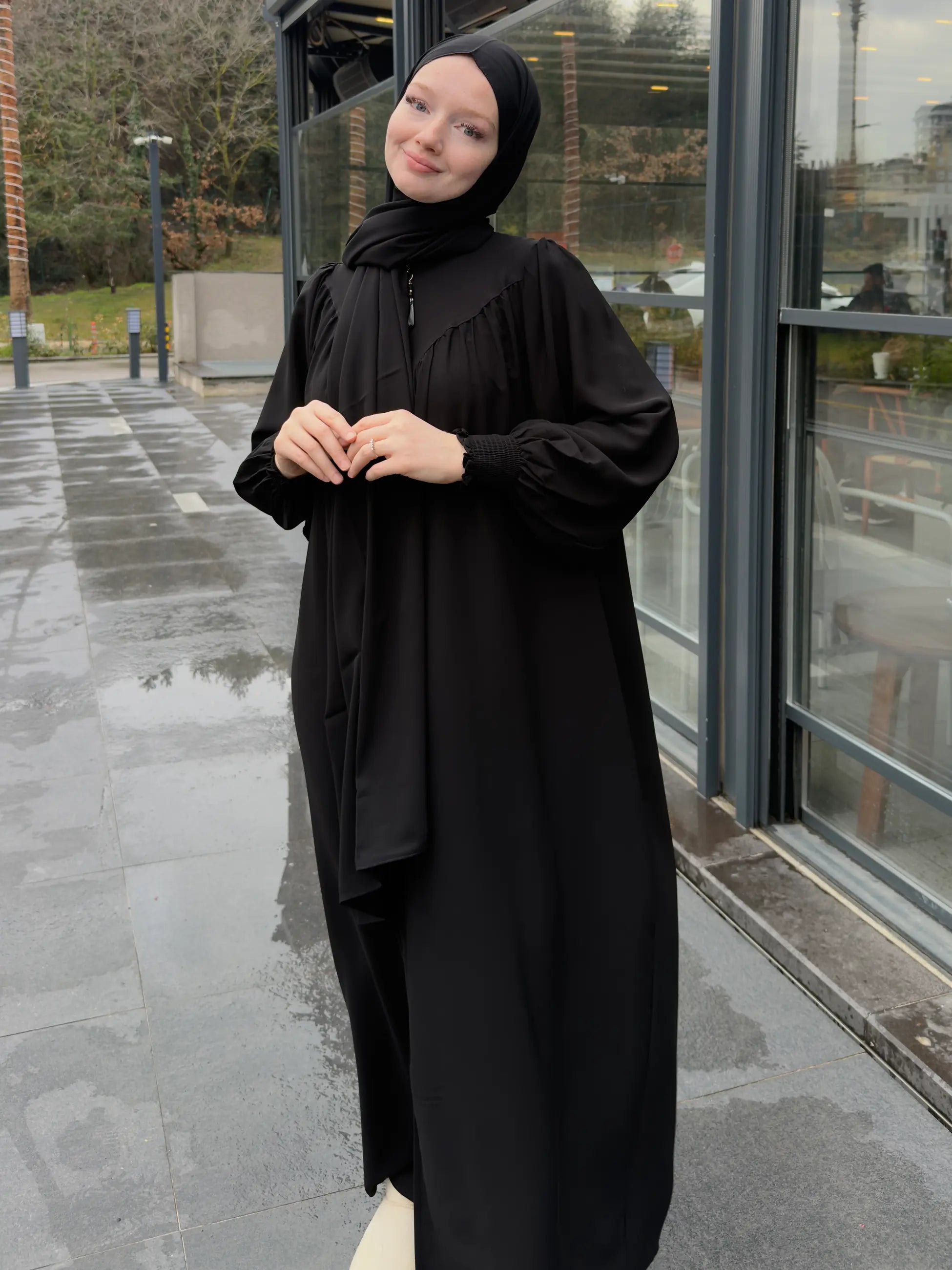Sidra Abaya