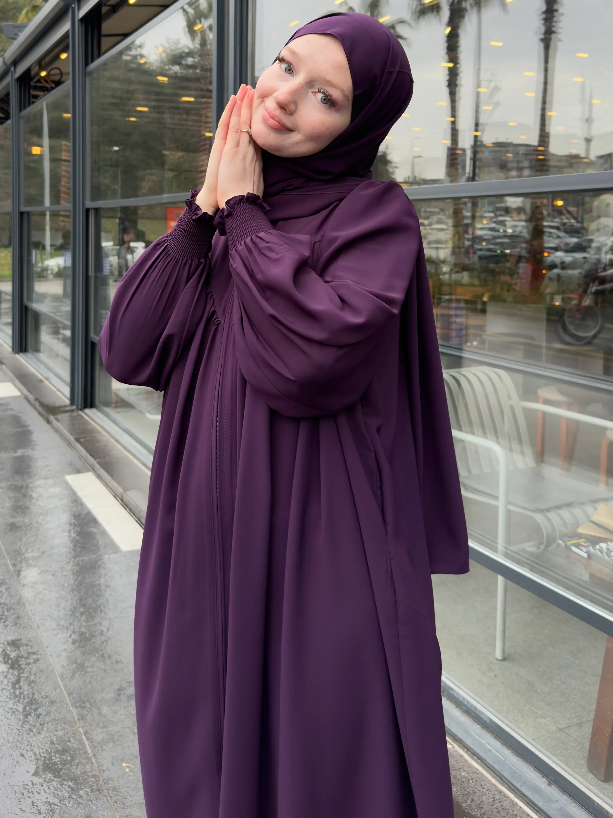 Sidra Abaya