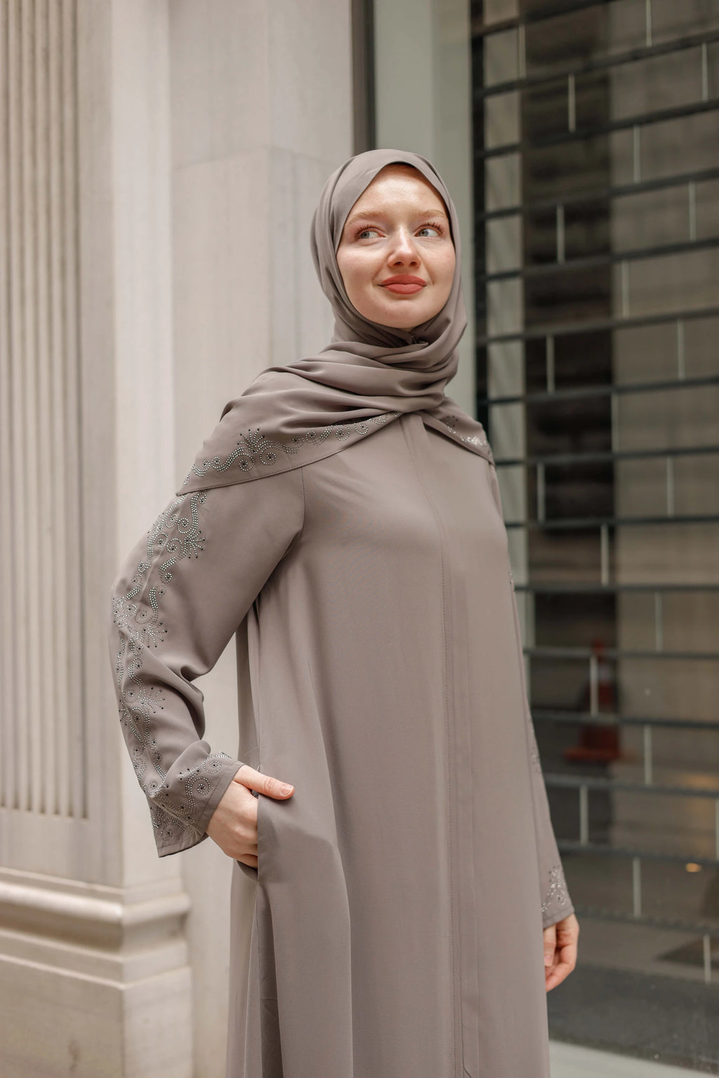Rim Abaya + Shawl