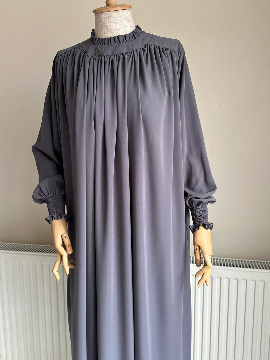 Yumna Abaya
