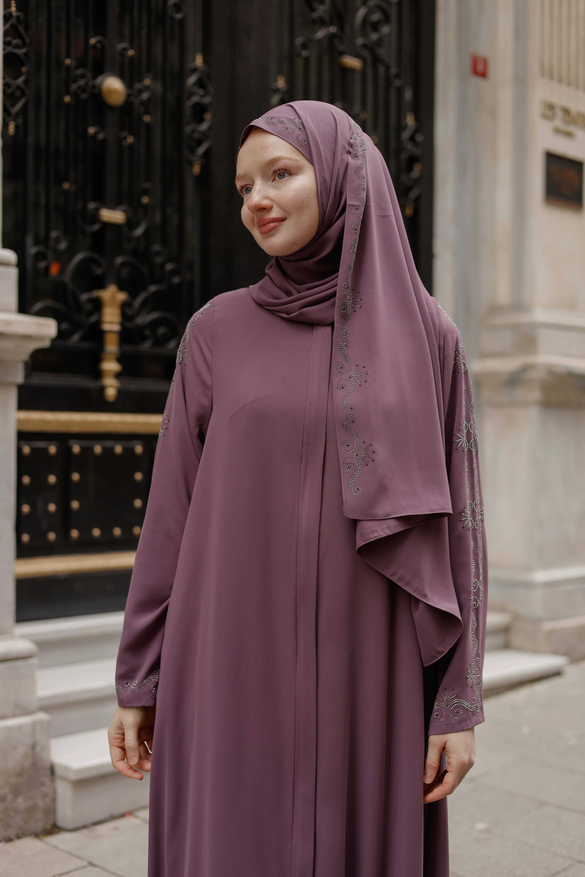 Rim Abaya + Shawl