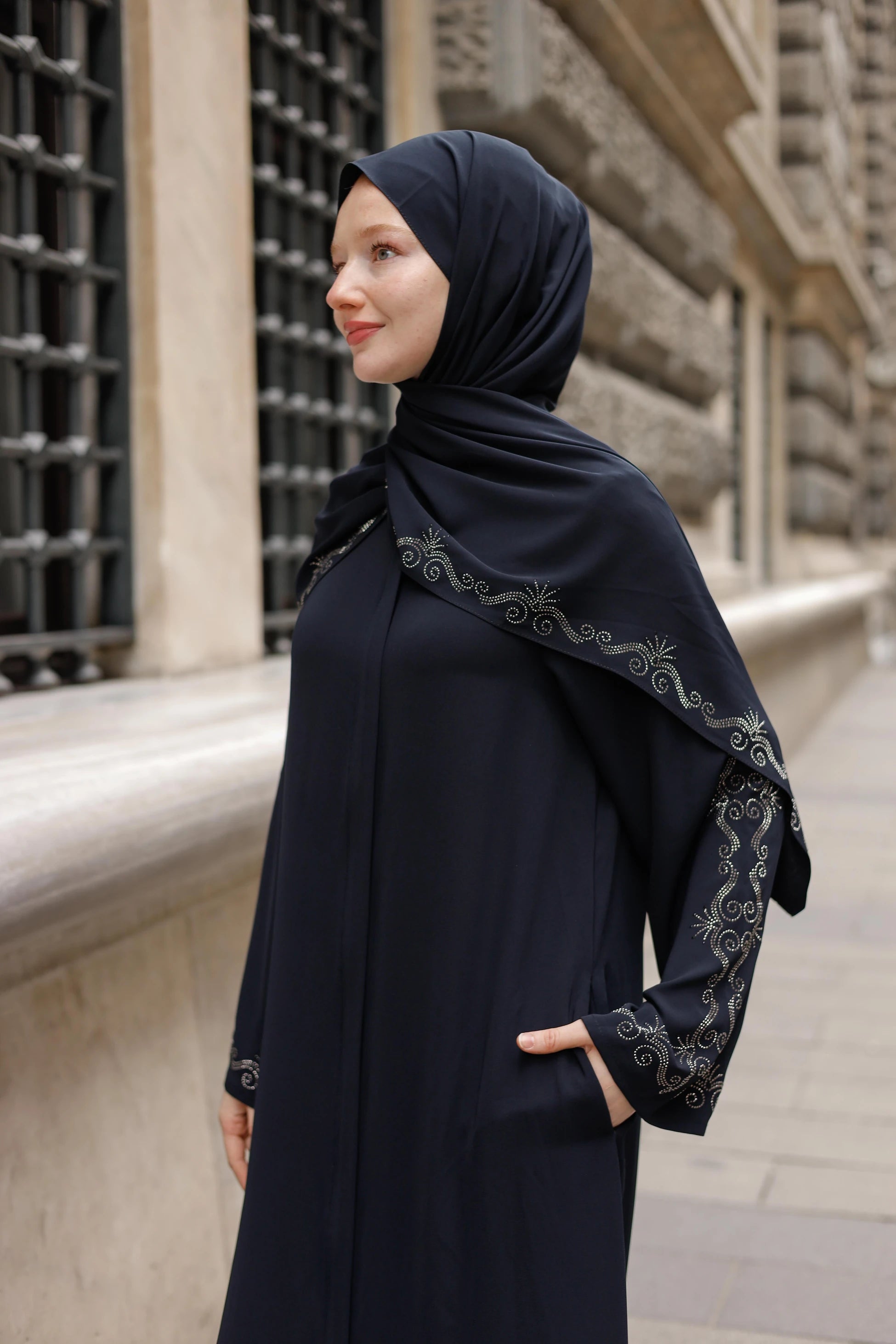 Rim Abaya + Shawl