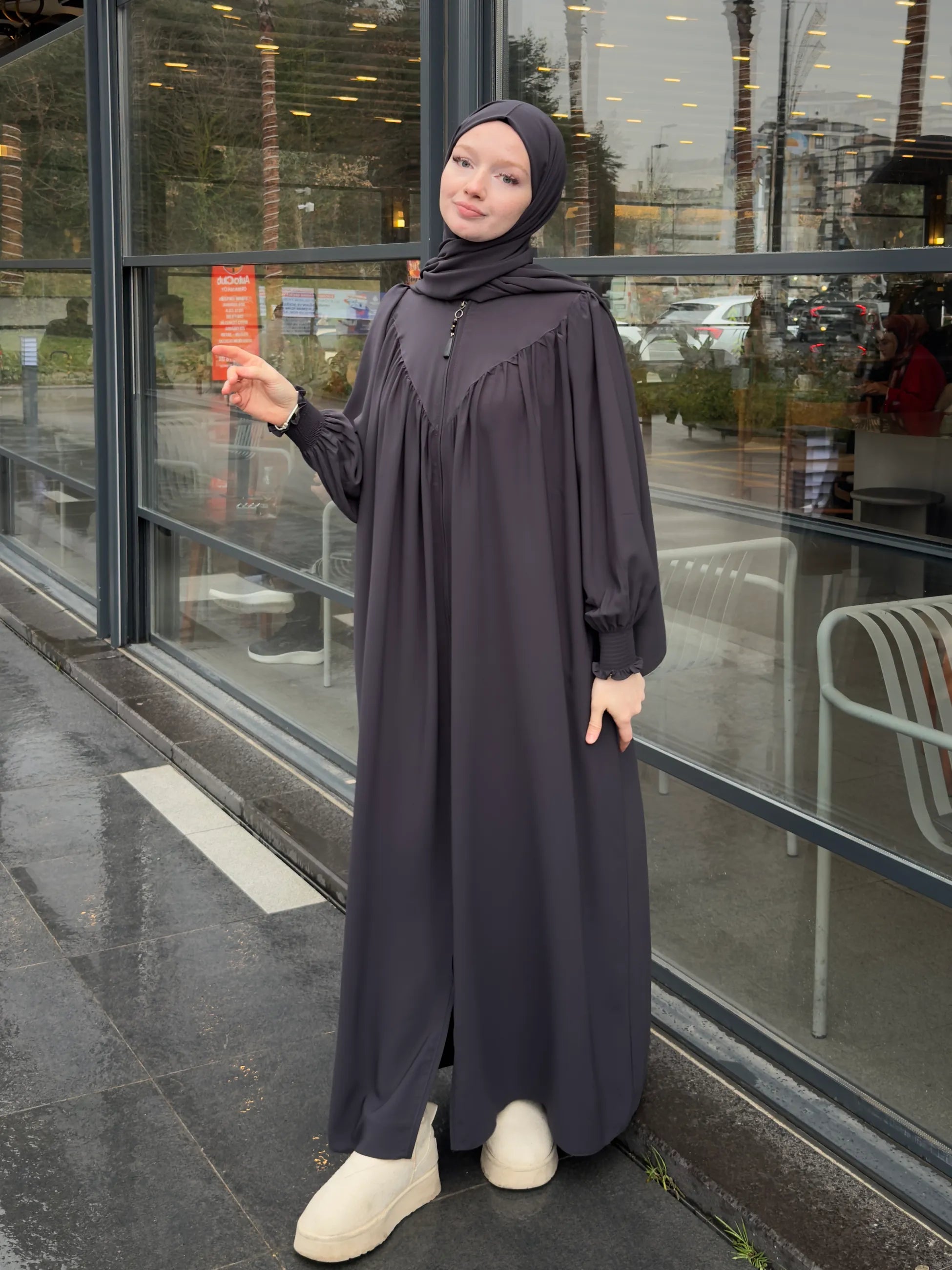 Sidra Abaya
