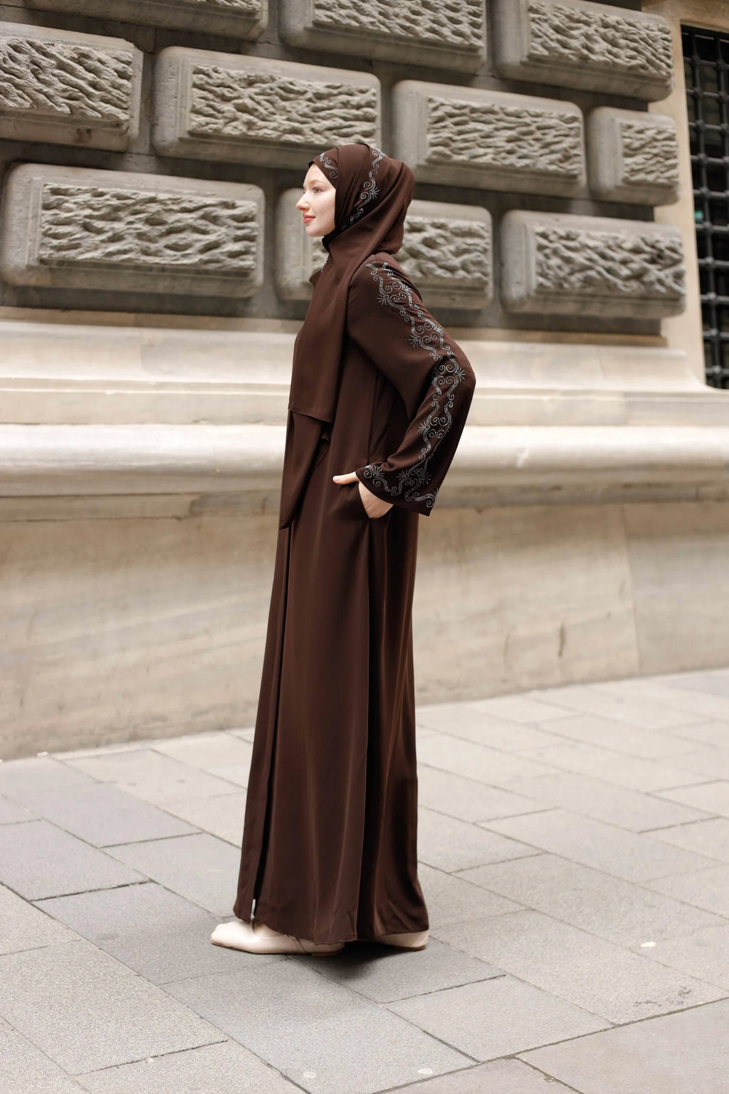 Rim Abaya + Shawl