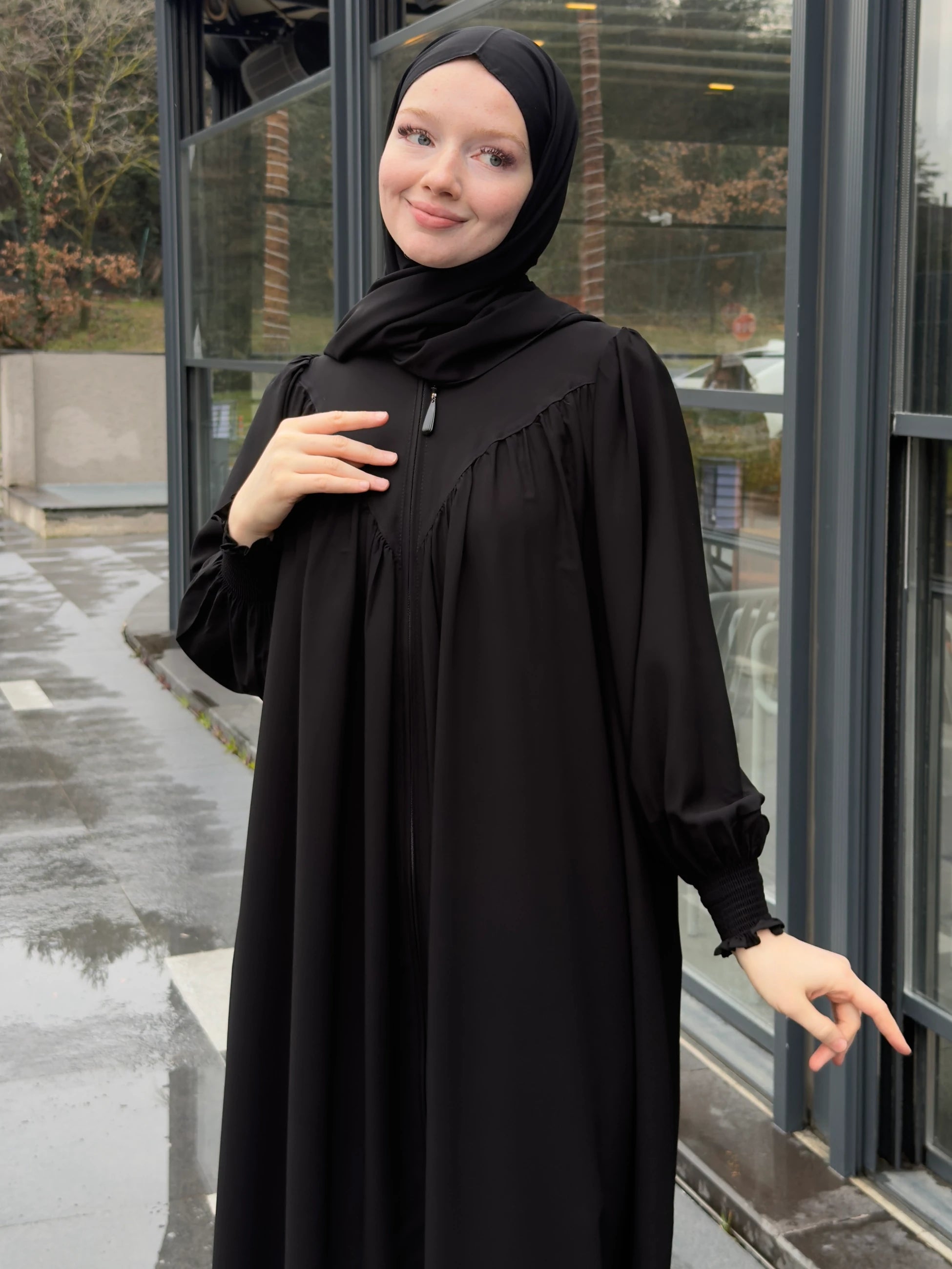 Sidra Abaya