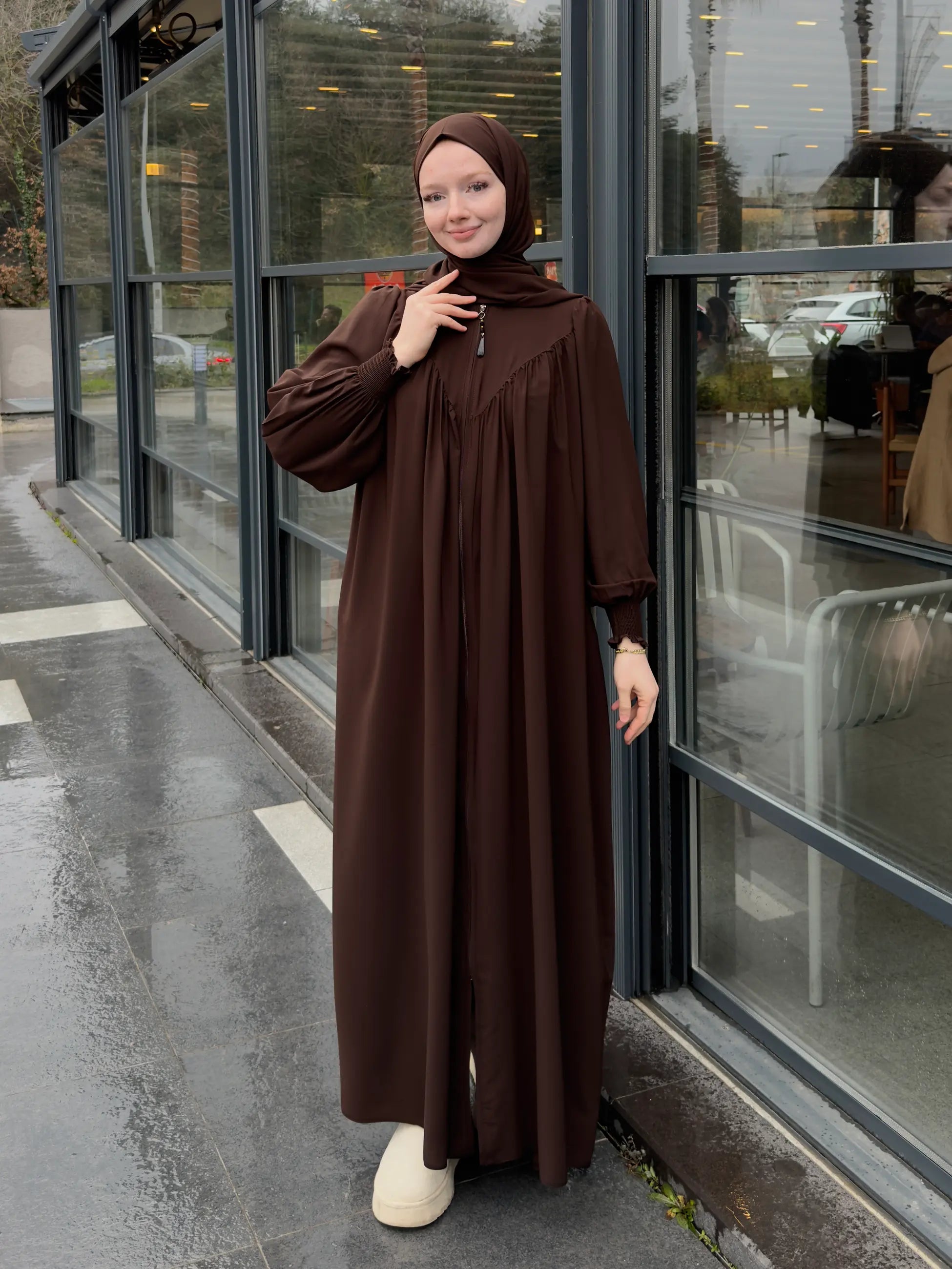 Sidra Abaya