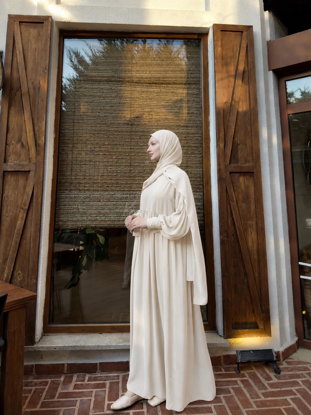 Leyl Abaya