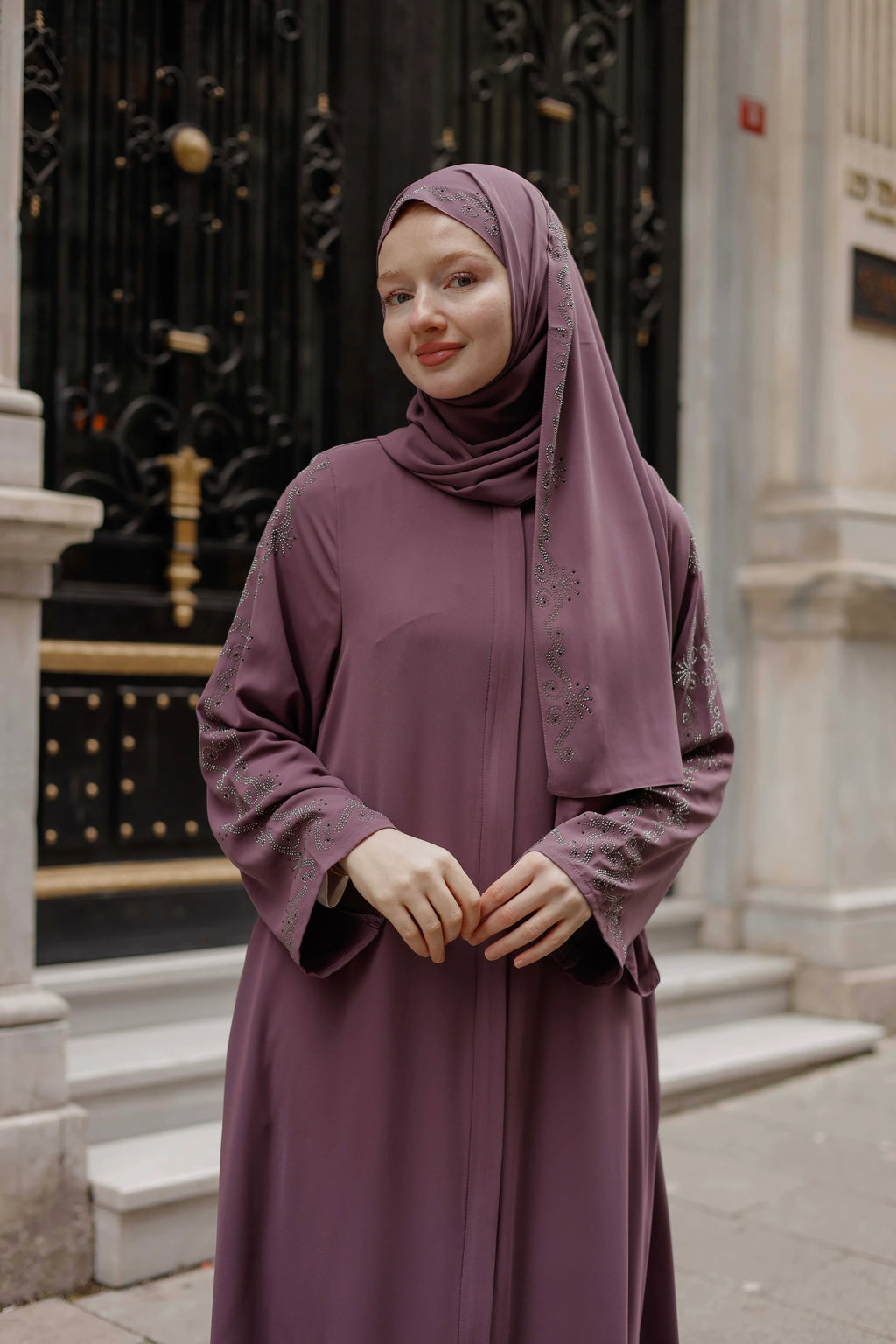 Rim Abaya + Shawl