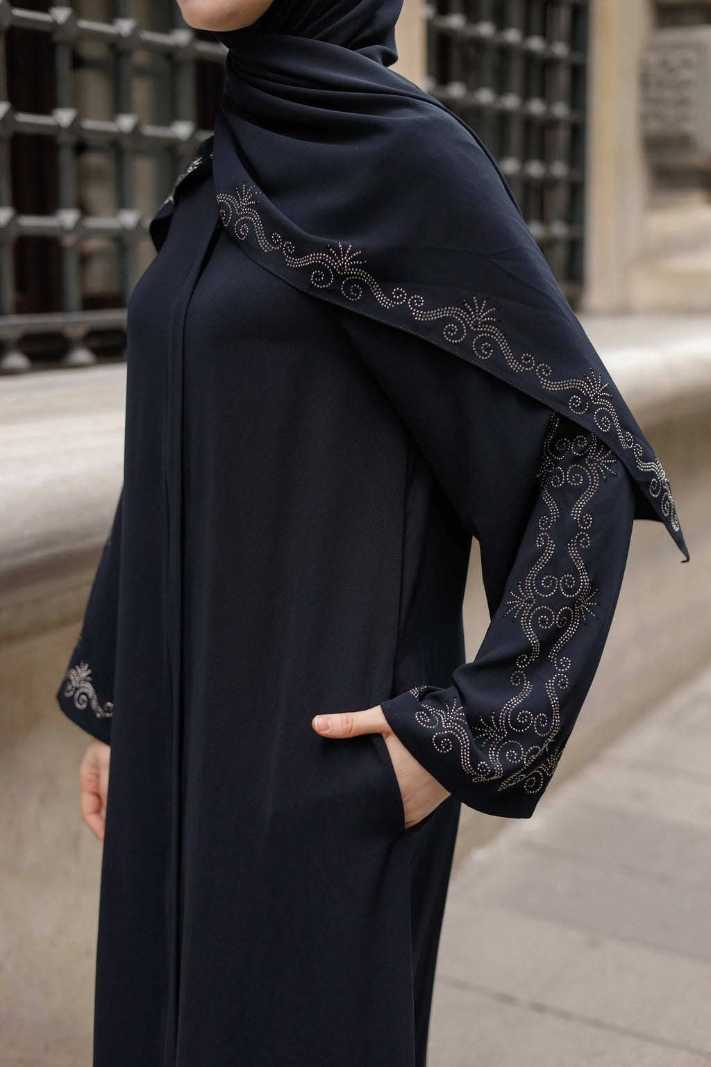Rim Abaya + Shawl