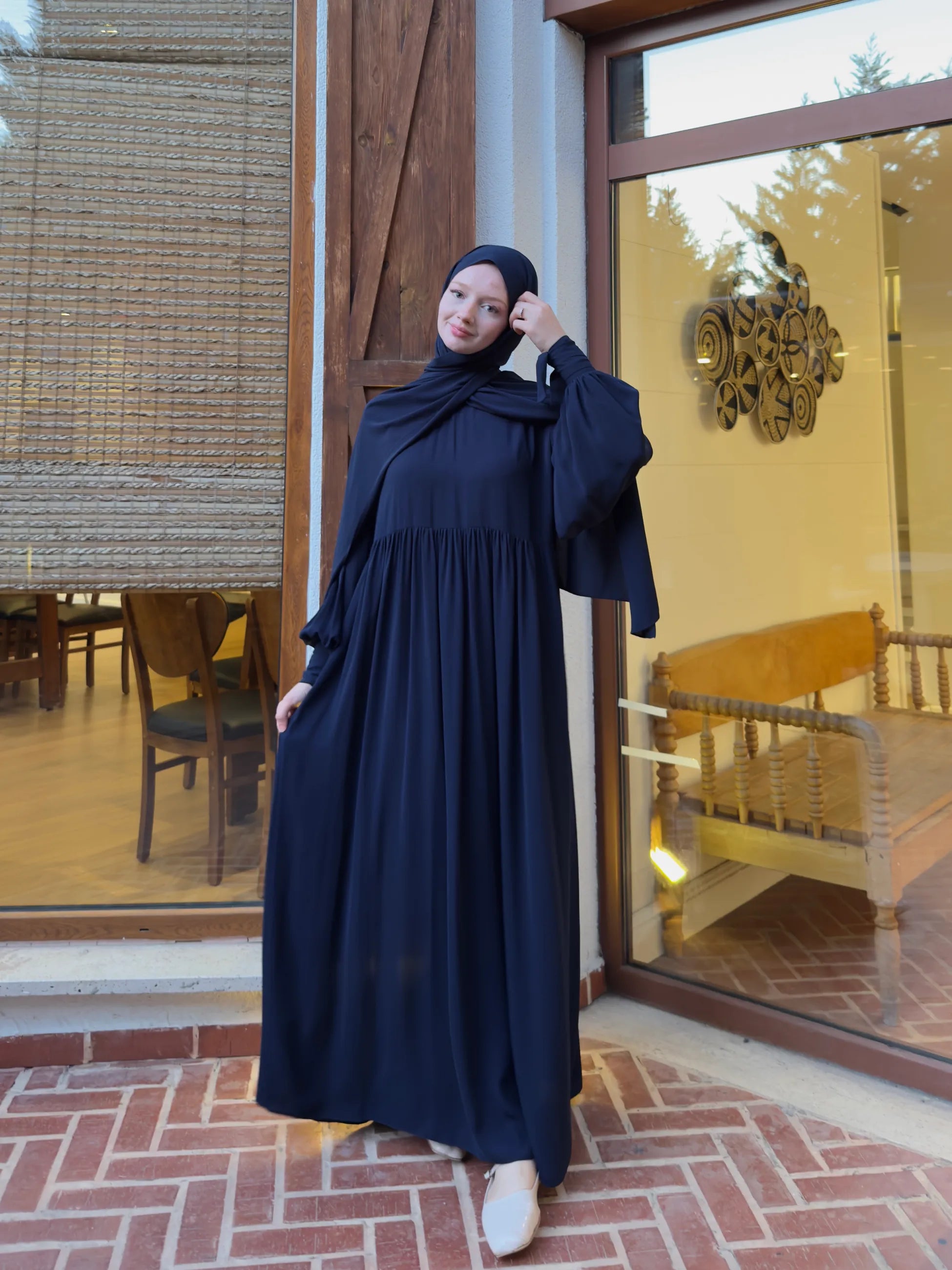 Leyl Abaya