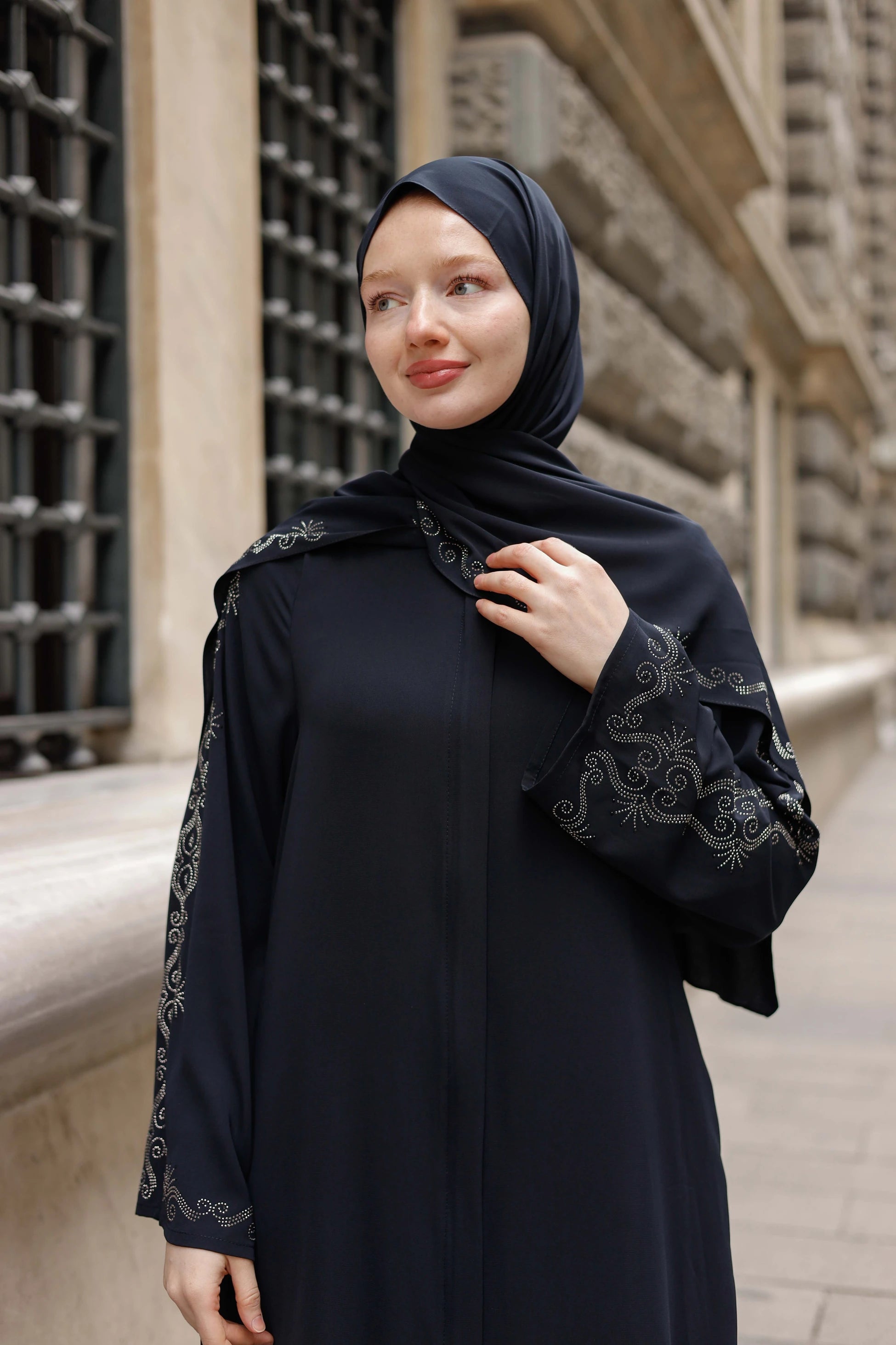 Rim Abaya + Shawl
