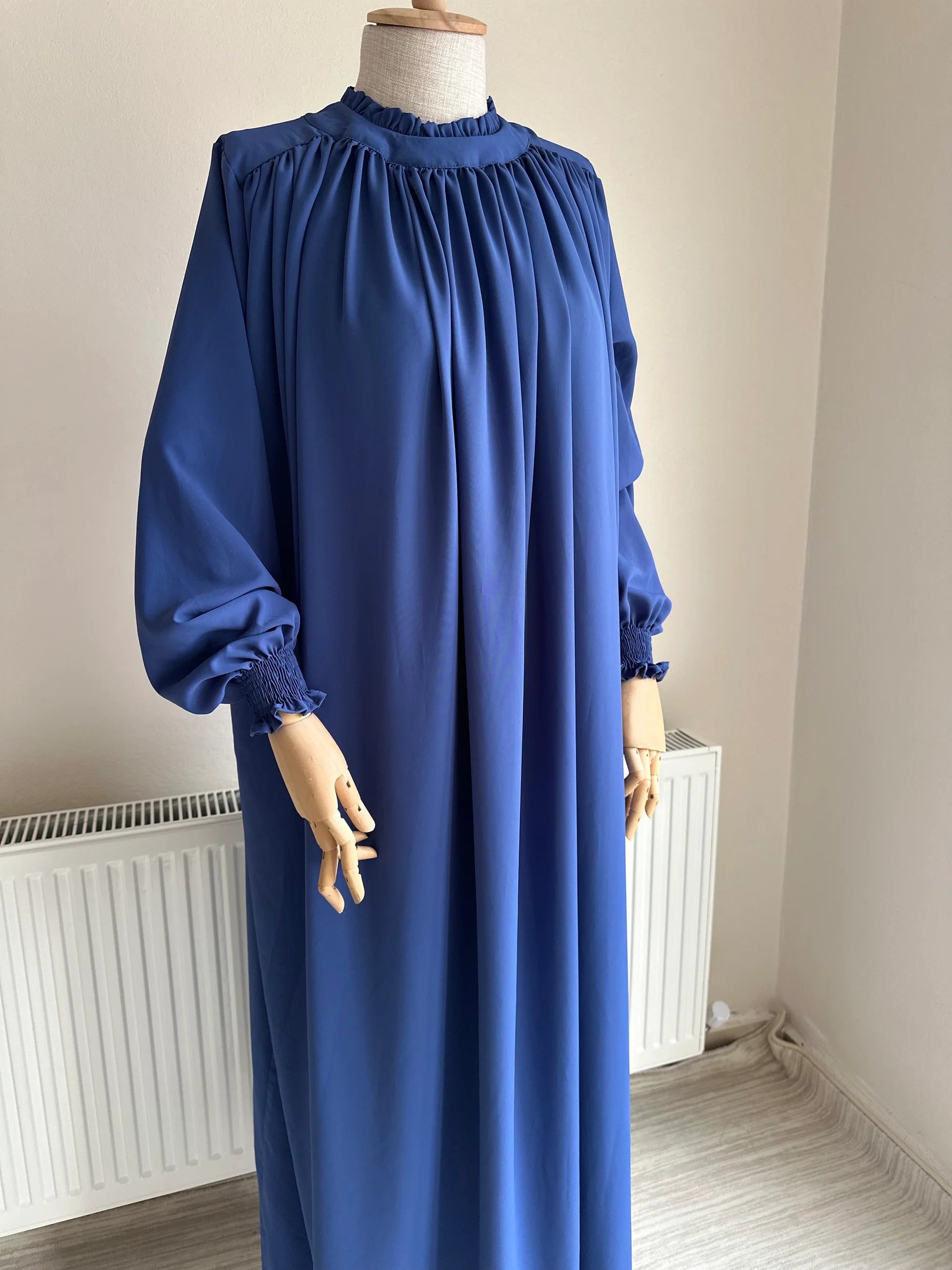 Yumna Abaya