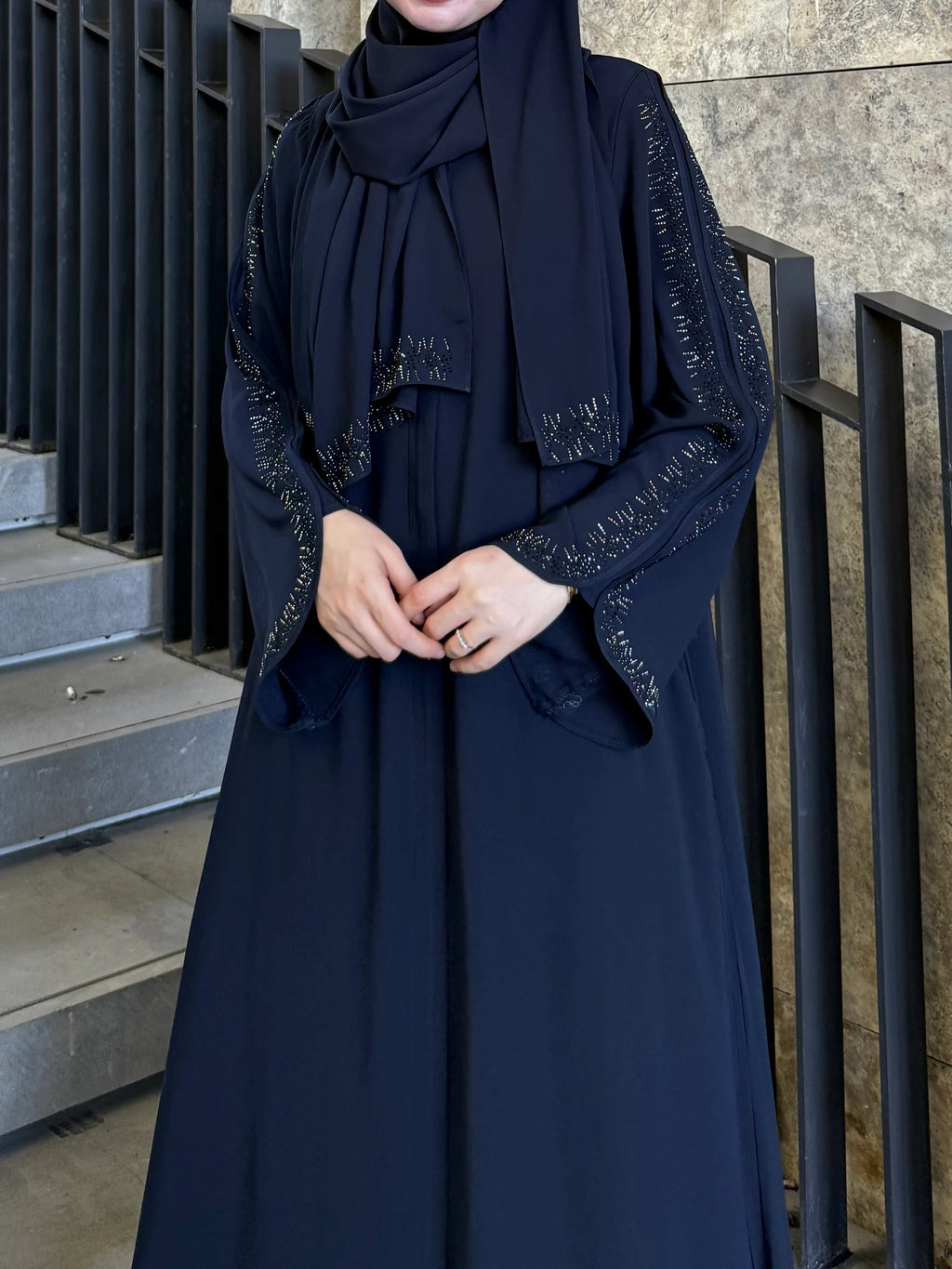 Lin Abaya + Shawl